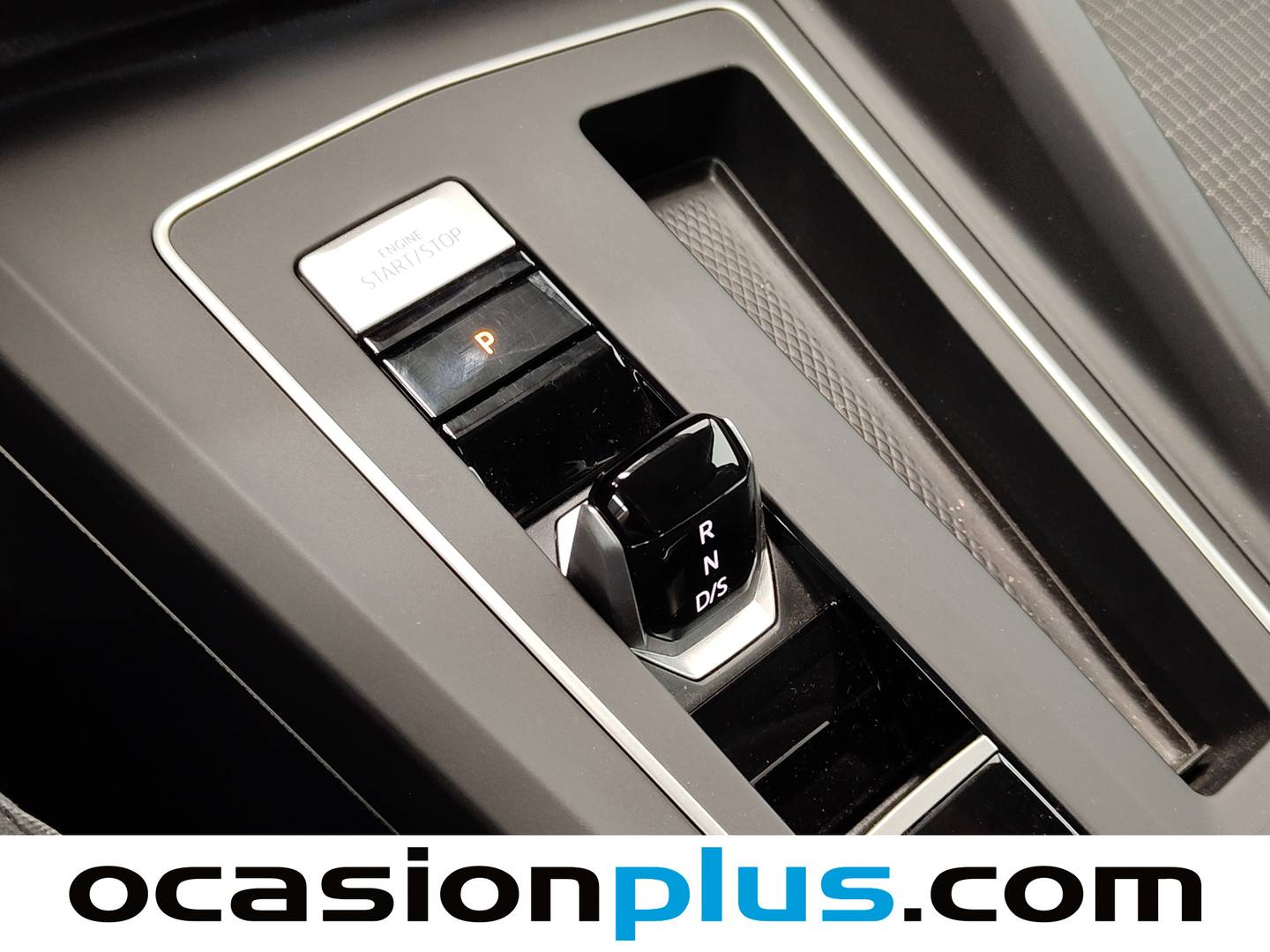 Volkswagen Golf Volkswagen Golf 1.5 eTSI (116 CV) DSG de segunda mano