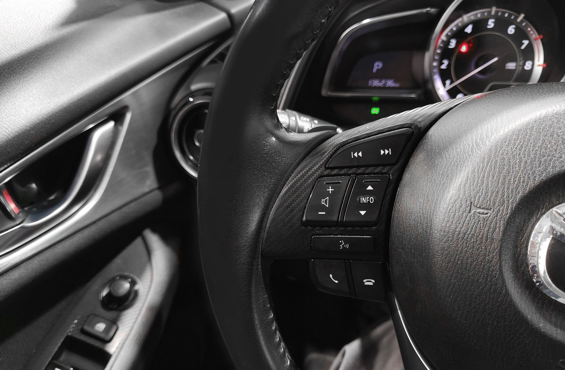 Mazda CX-3 2.0 Skyactiv GE Luxury 2WD - foto 27
