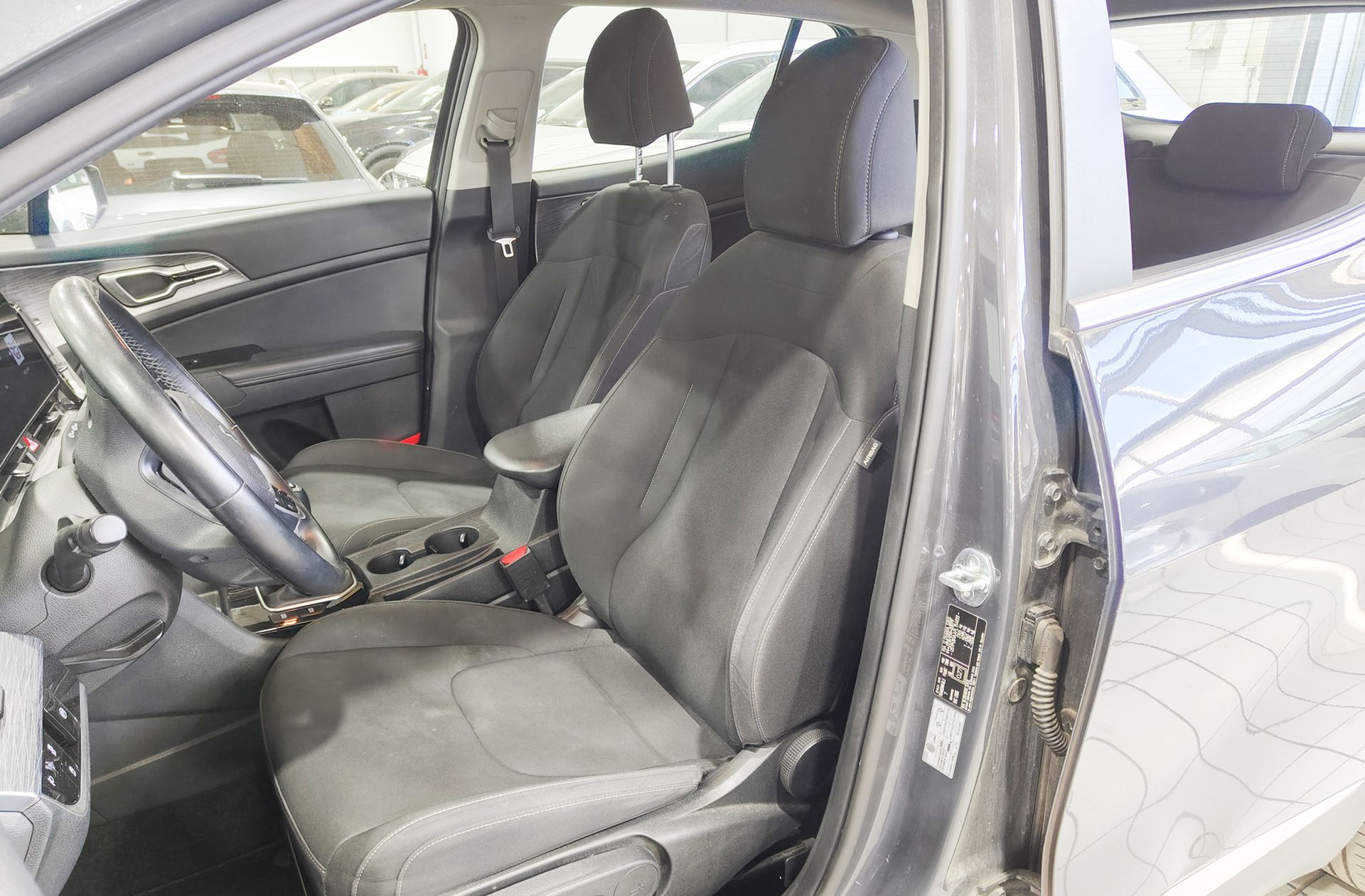 Kia Sportage 1.6 CRDi MHEV Business 4x2 - foto 11