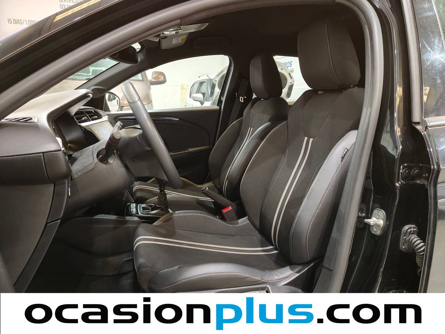 Foto asientos delanteros Opel Corsa Opel Corsa 1.2 T XHL GS (100 CV)