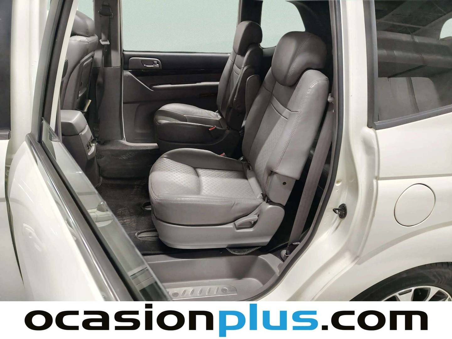 Foto SsangYong Rodius Ssangyong Rodius D22T Limited 4X4 Aut. (178 CV) 7 Plazas