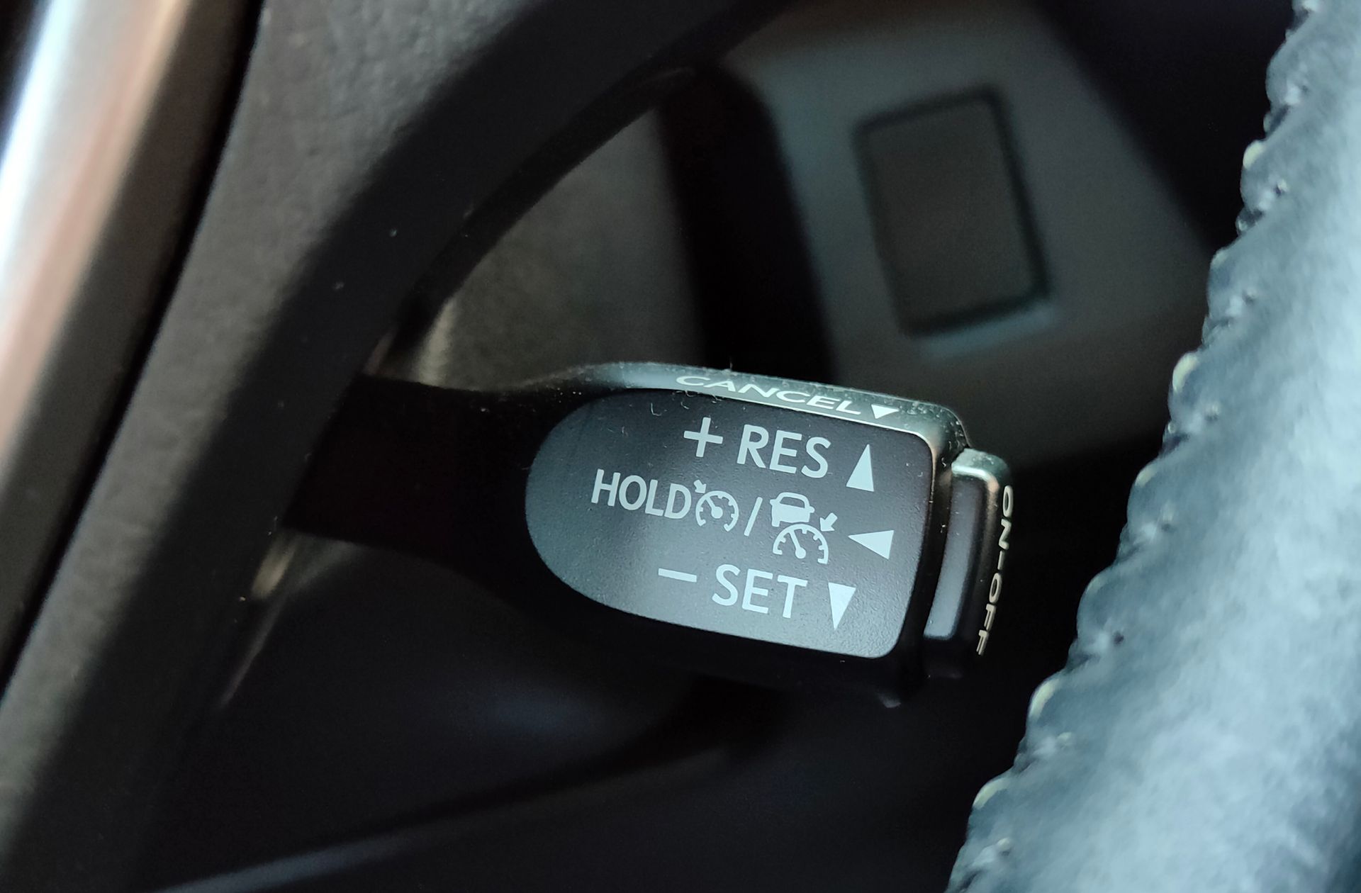 Toyota RAV4 2.5l hybrid Advance 2WD - foto 27