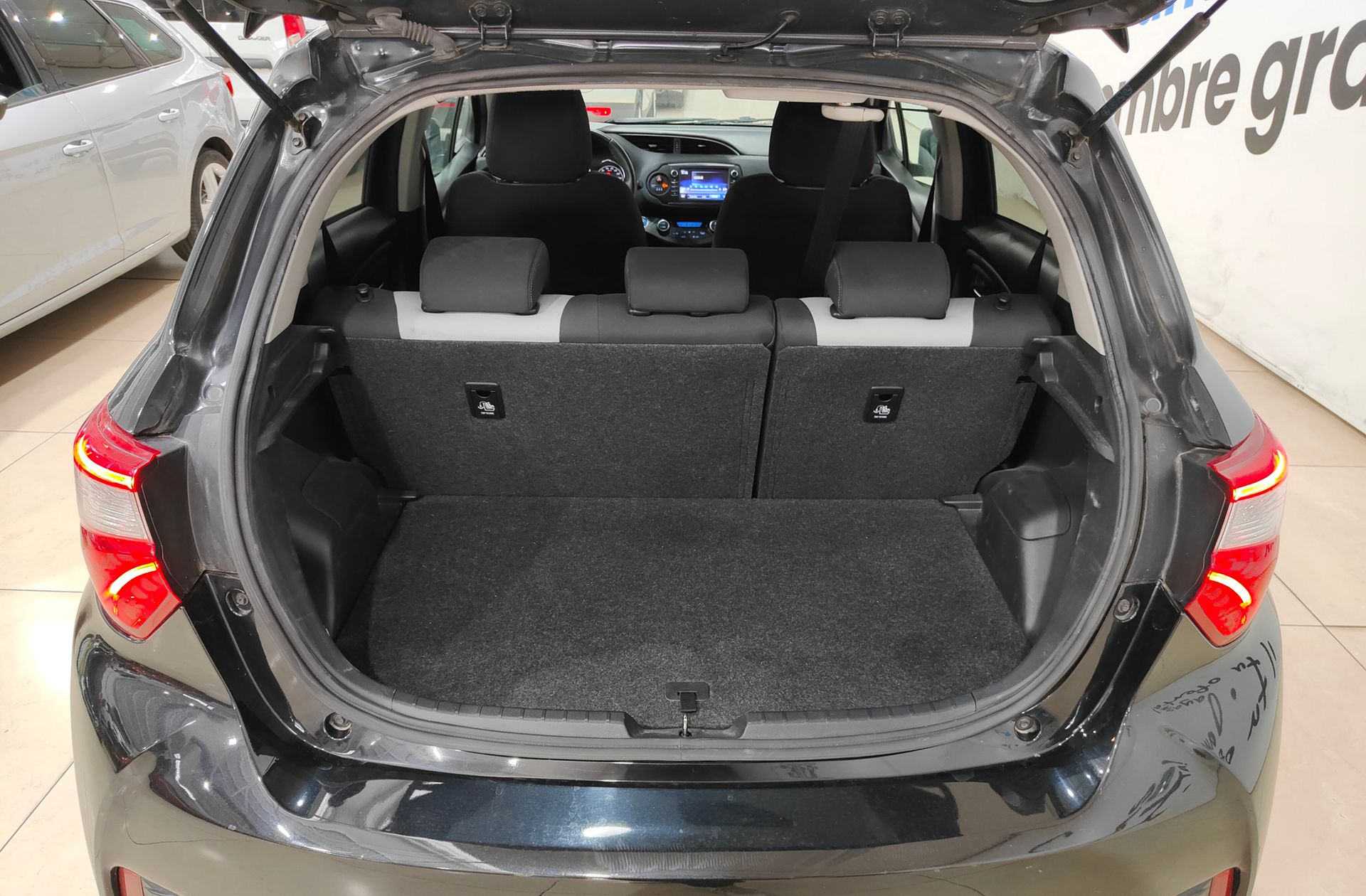 Toyota Yaris 1.5 Hybrid Feel - foto 13