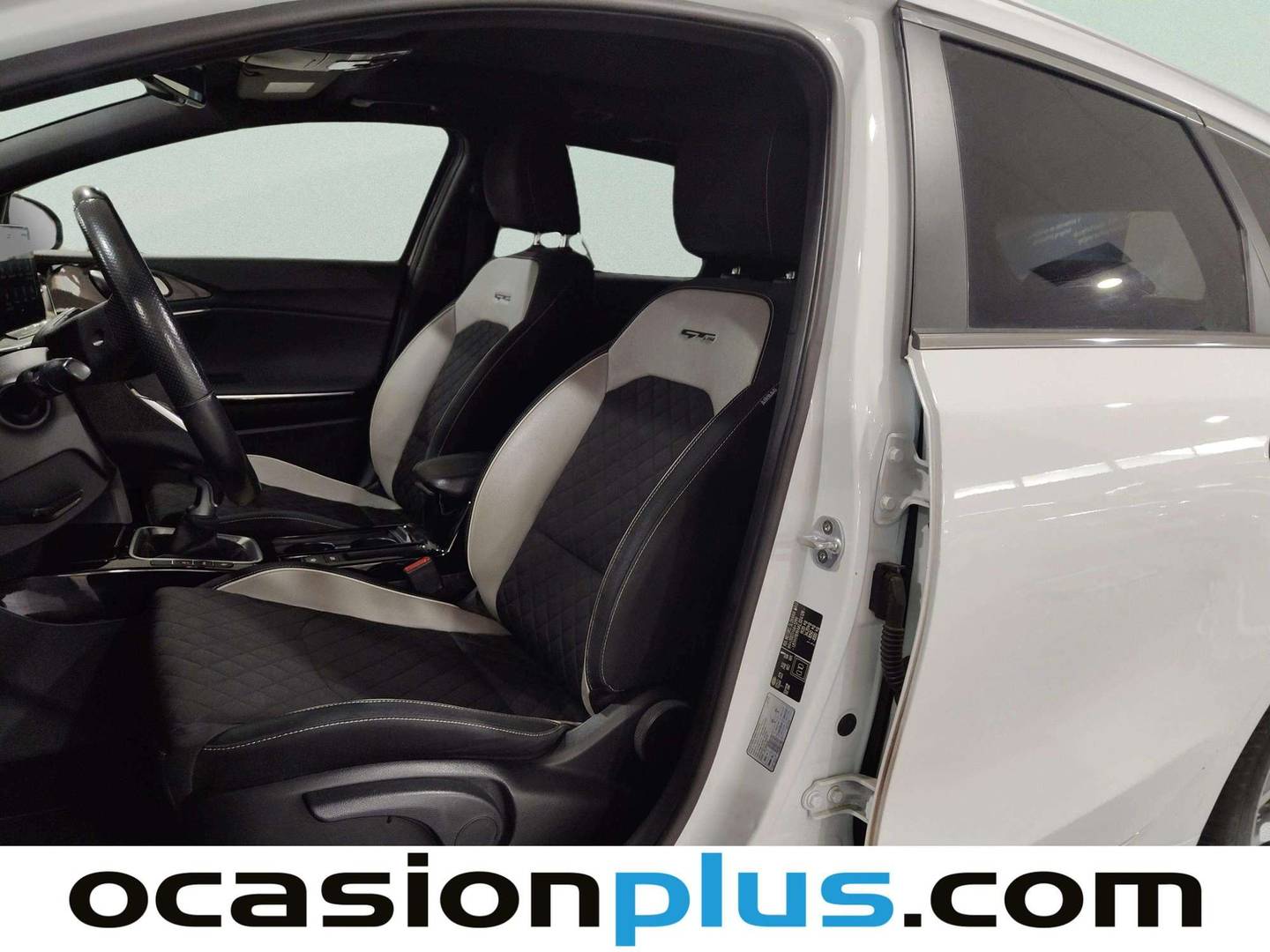 Foto asientos delanteros KIA Ceed Tourer KIA Ceed Tourer 1.6 CRDi Eco-Dynamics GT Line (136 CV)