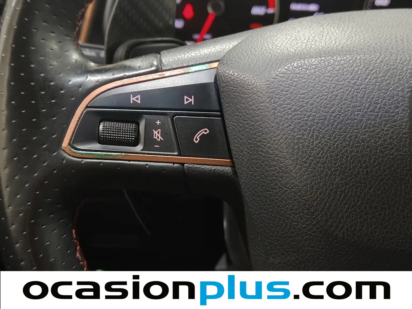 Foto Seat León SEAT León 1.4 TSI S&S ACT FR Plus DSG7 (150 CV)