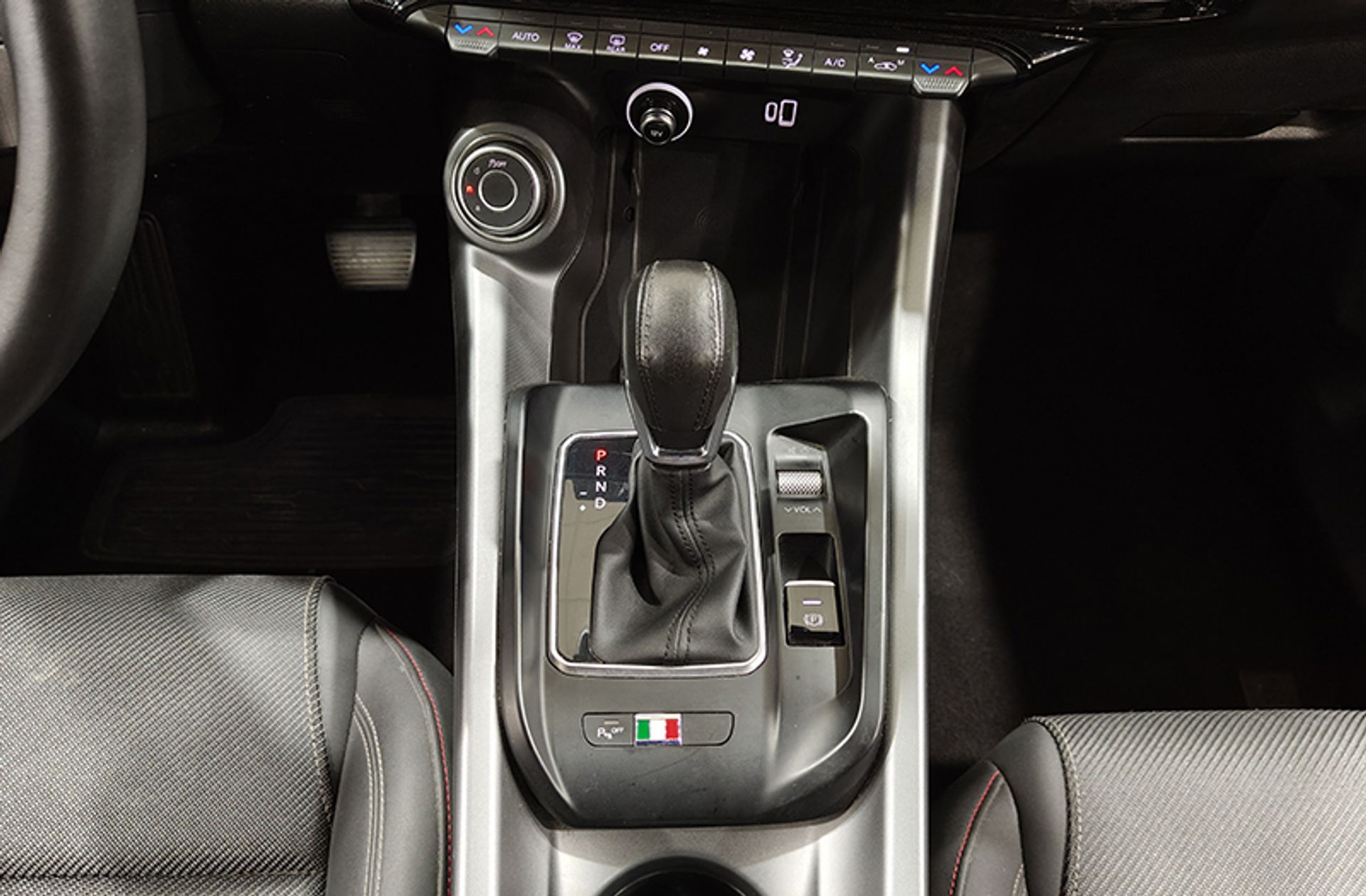 Alfa Romeo Tonale 1.5 MHEV Sprint FWD - foto 25