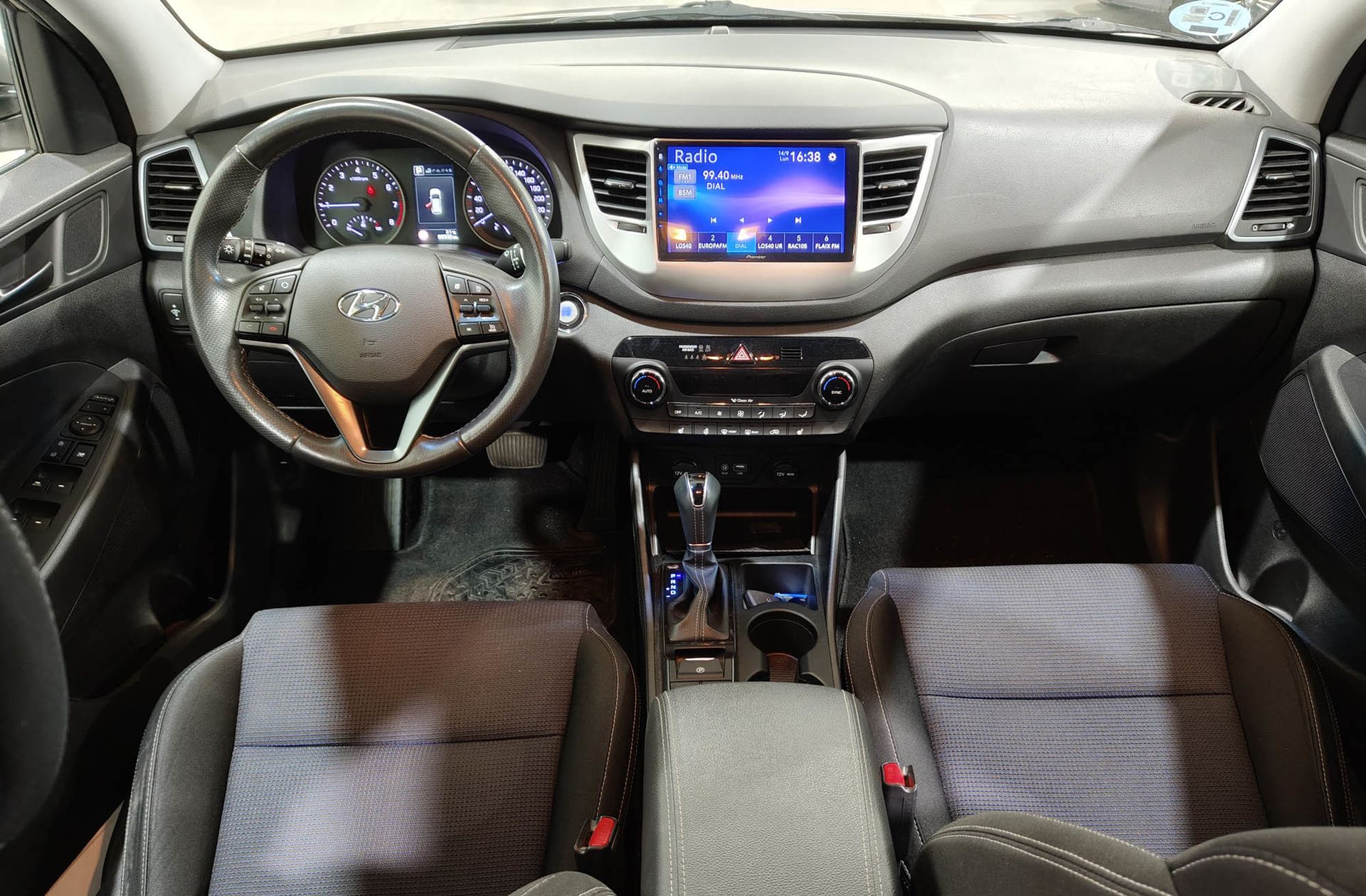 Hyundai Tucson 1.6 T-GDi Kosmo 4x2 DCT - foto 6