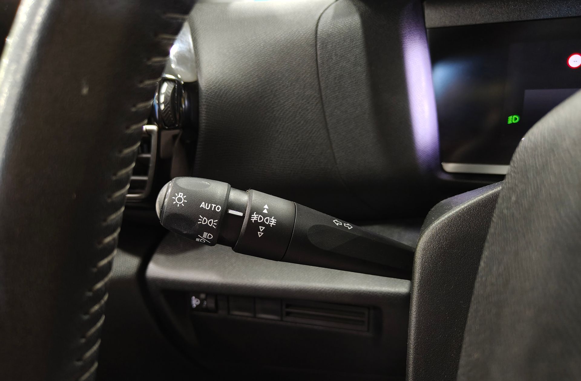 Citroën C4 PureTech 130 Plus - foto 22