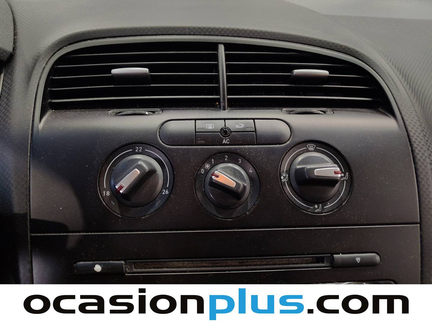 Extras y acabados del Seat Altea XL Seat Altea XL 1.6 Reference (102 CV)