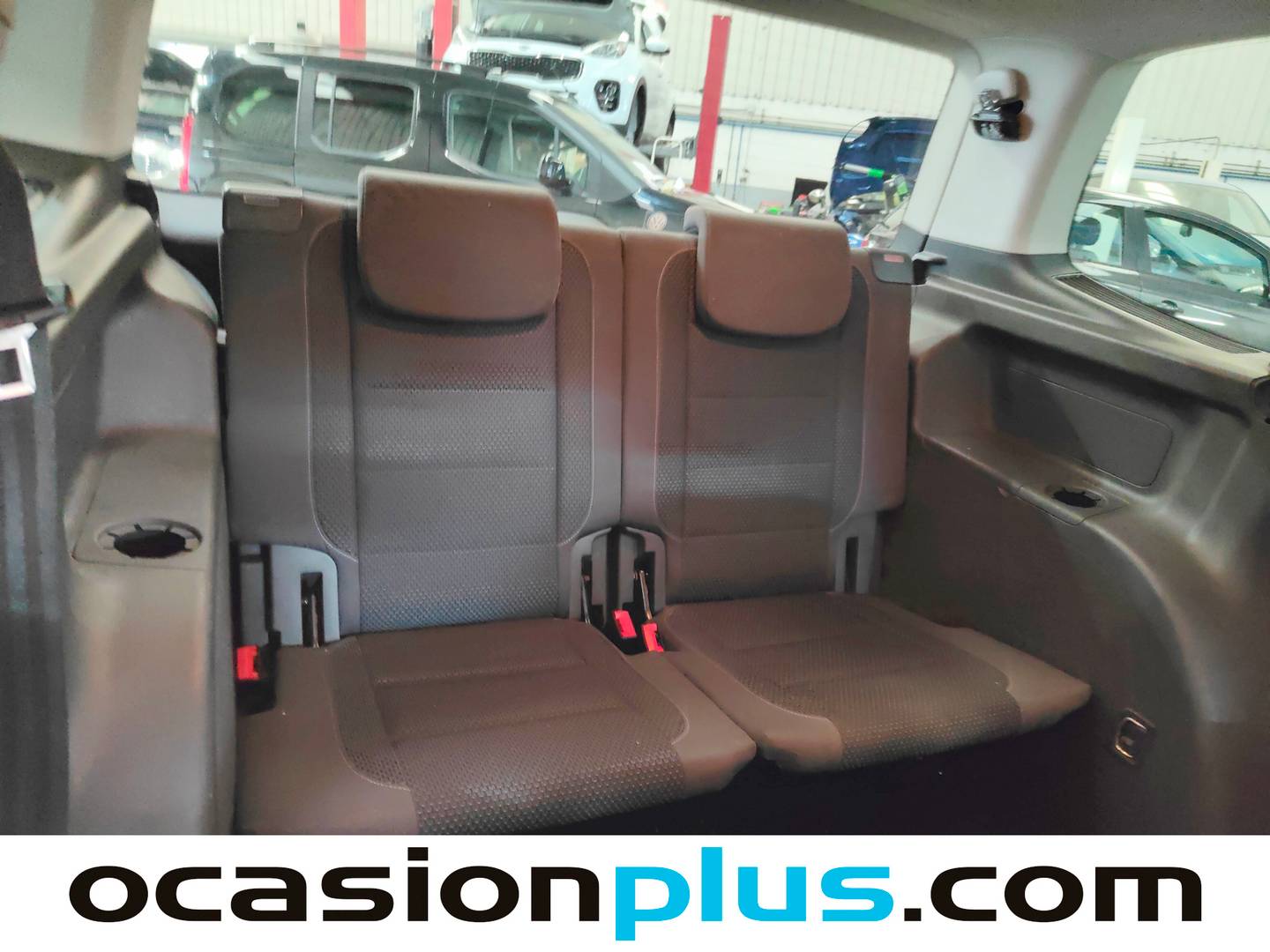 Foto Volkswagen Touran Volkswagen Touran Advance 1.6 TDI BMT (105 CV) DSG 7 PLAZAS
