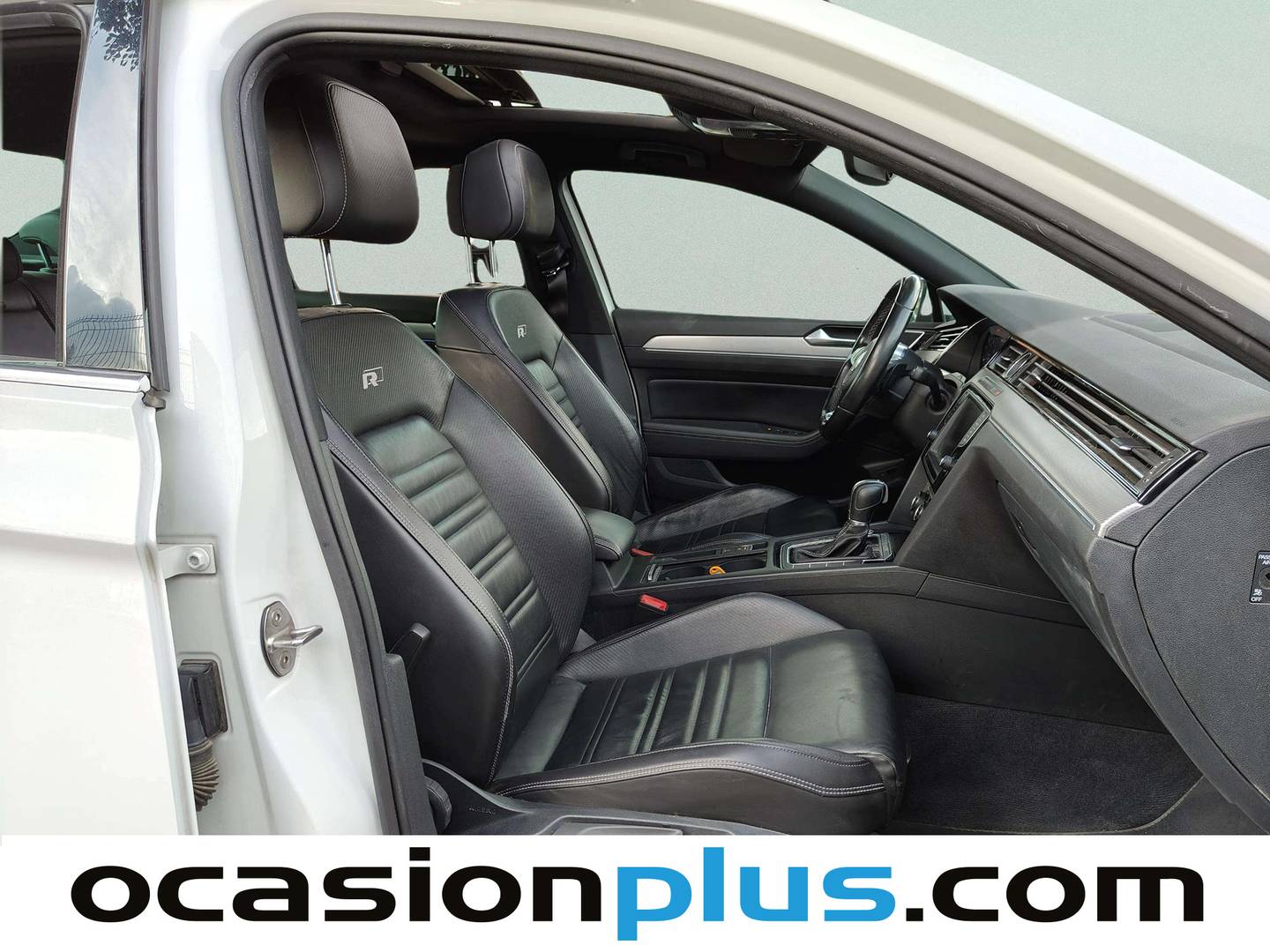 Volkswagen Passat Volkswagen Passat Sport 1.8 TSI BMT (180 CV) DSG Pack R-line automático