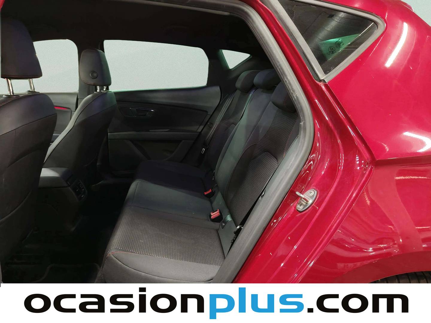 Foto asientos traseros Seat León Seat León 1.5 TSI S&S FR Edition Plus (150 CV)