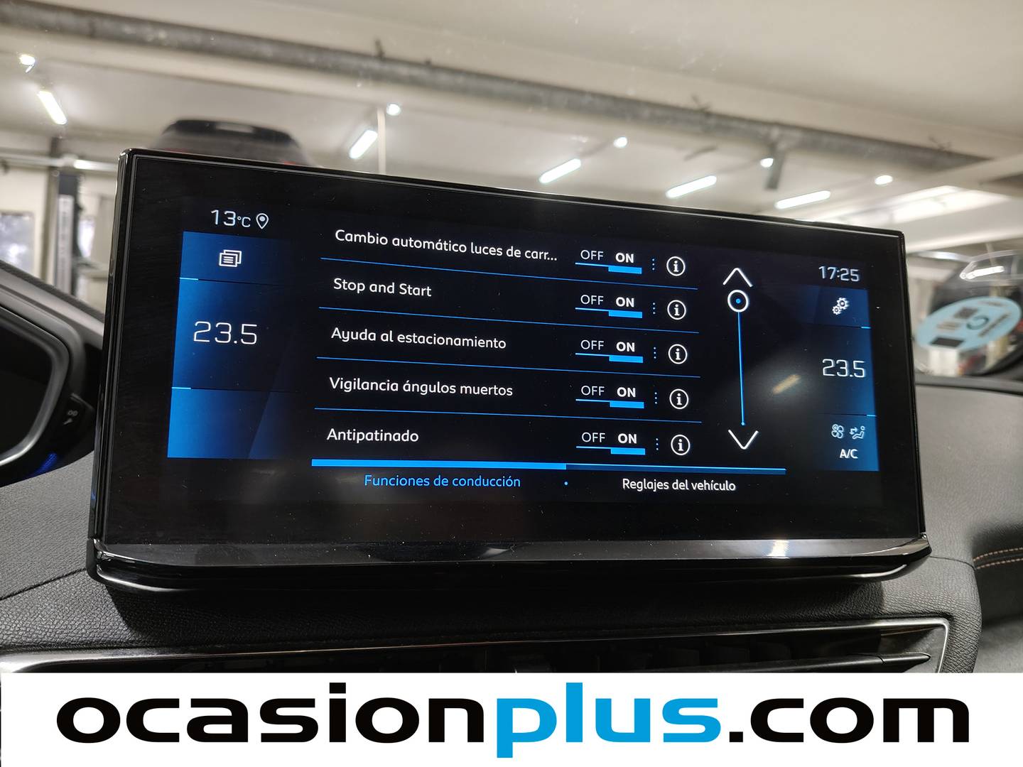 Foto Peugeot 3008 Peugeot 3008 PureTech 130 S&S GT EAT8 (130 CV)