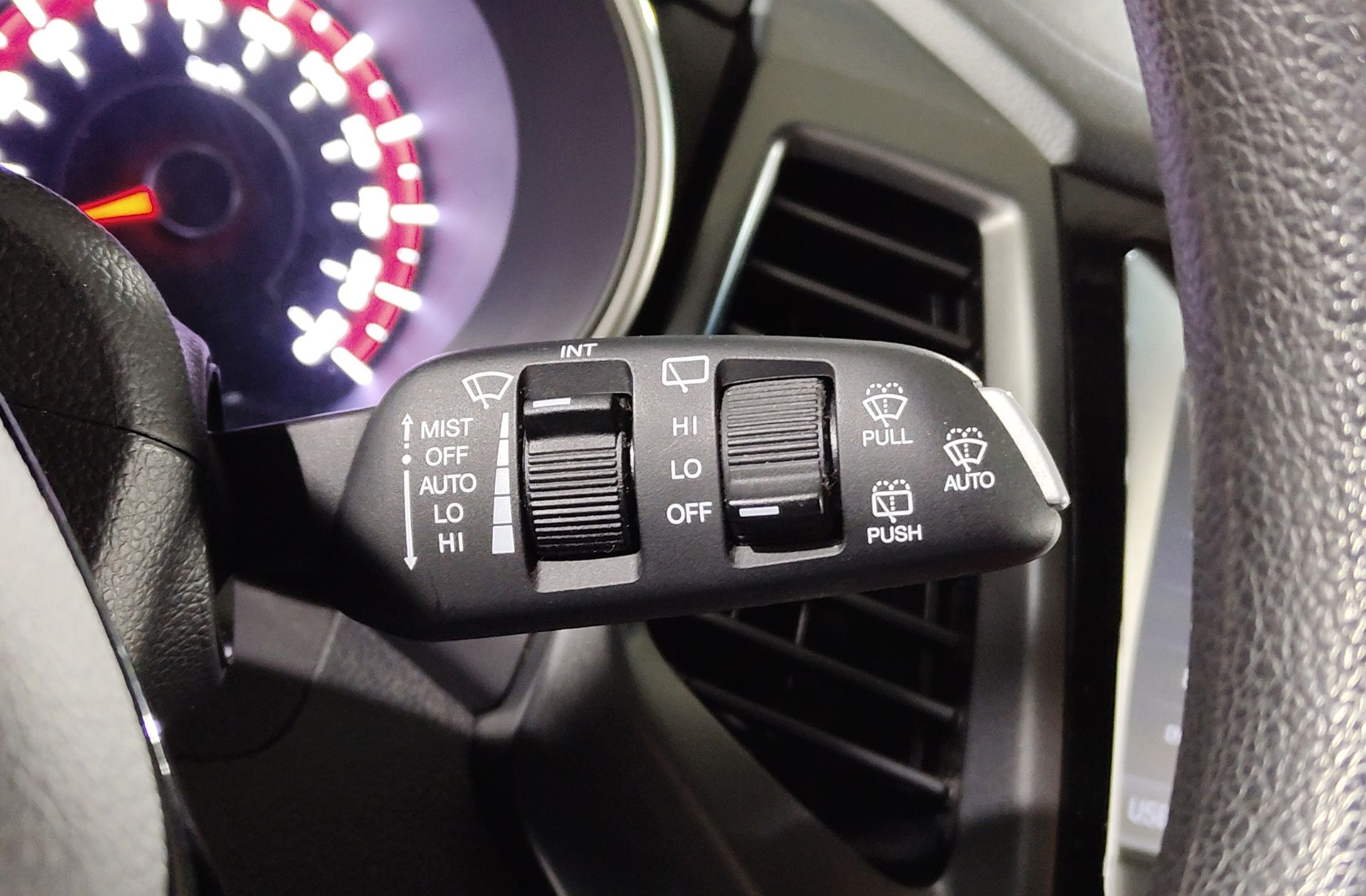 SsangYong XLV D16T Limited - foto 22