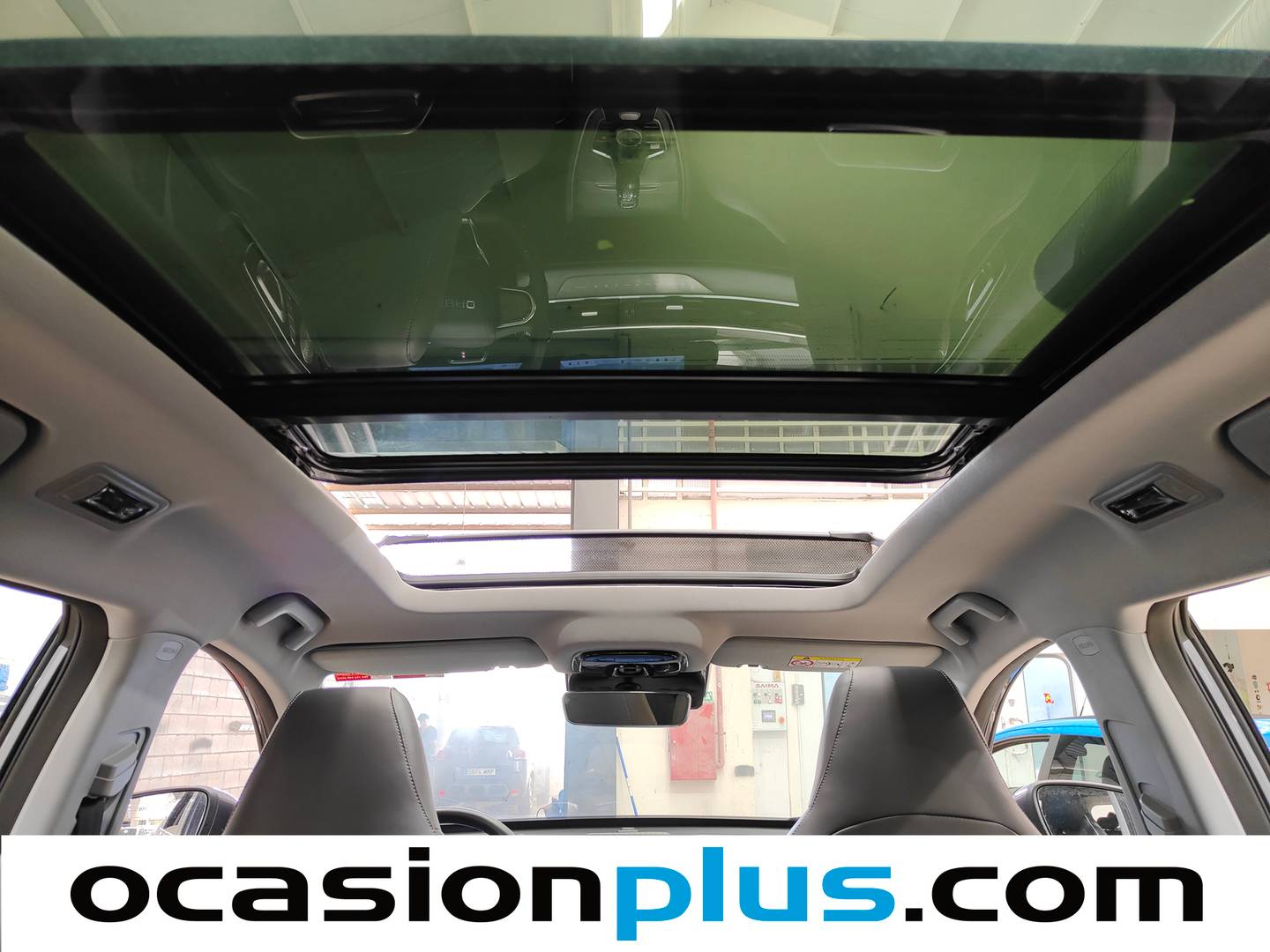Extras y acabados del EBRO S700 EBRO S700 1.6 TGDI Luxury 7 DCT (147 CV)