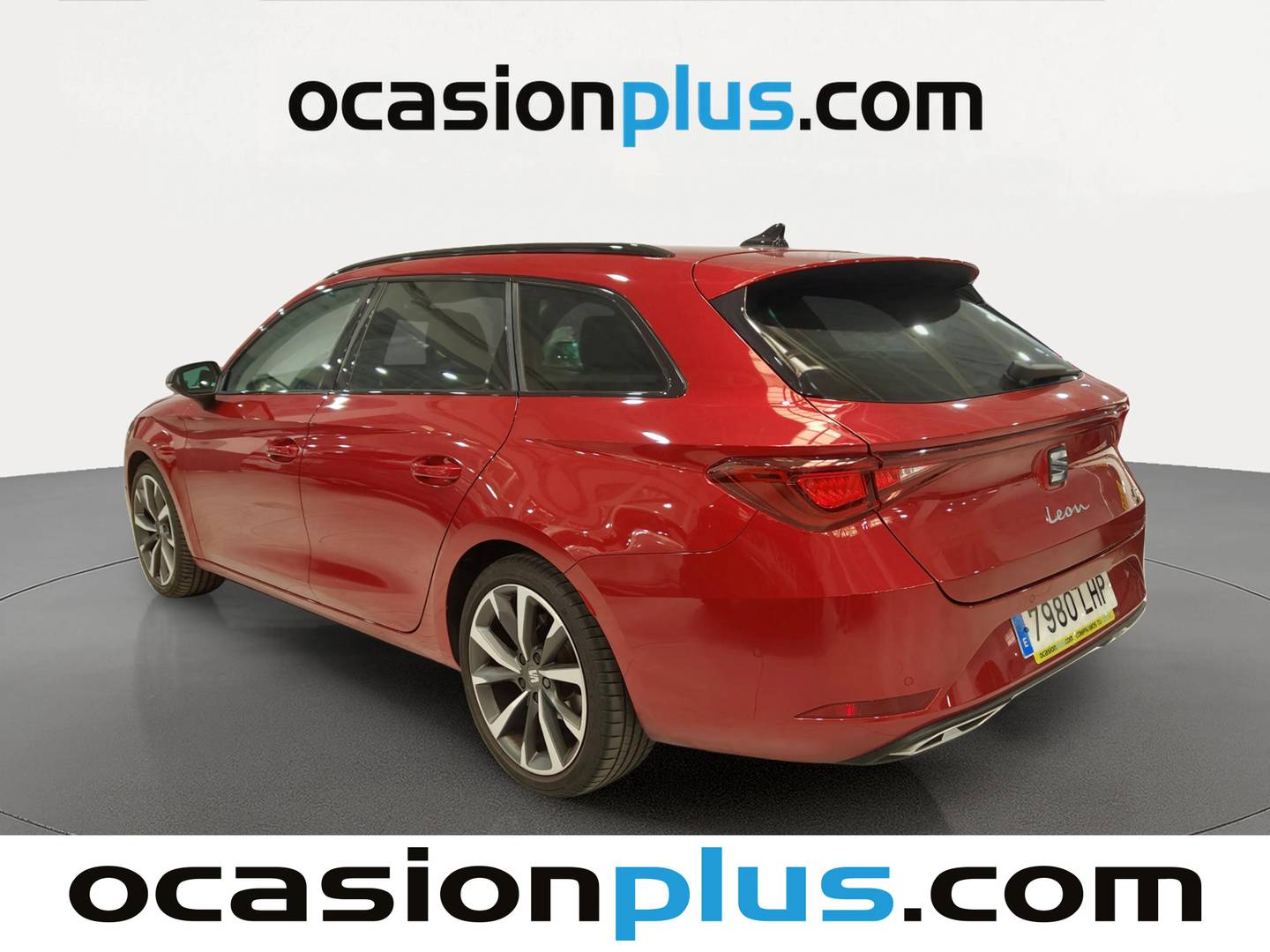 Foto trasera Seat León Seat León ST 1.5 eTSI S&S FR DSG (150 CV) derecha