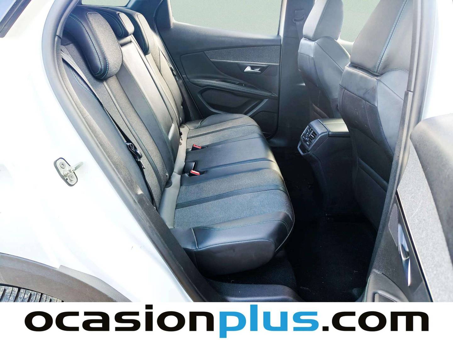 Foto Peugeot 3008 Peugeot 3008 PureTech 130 S&S Allure Pack (130 CV)