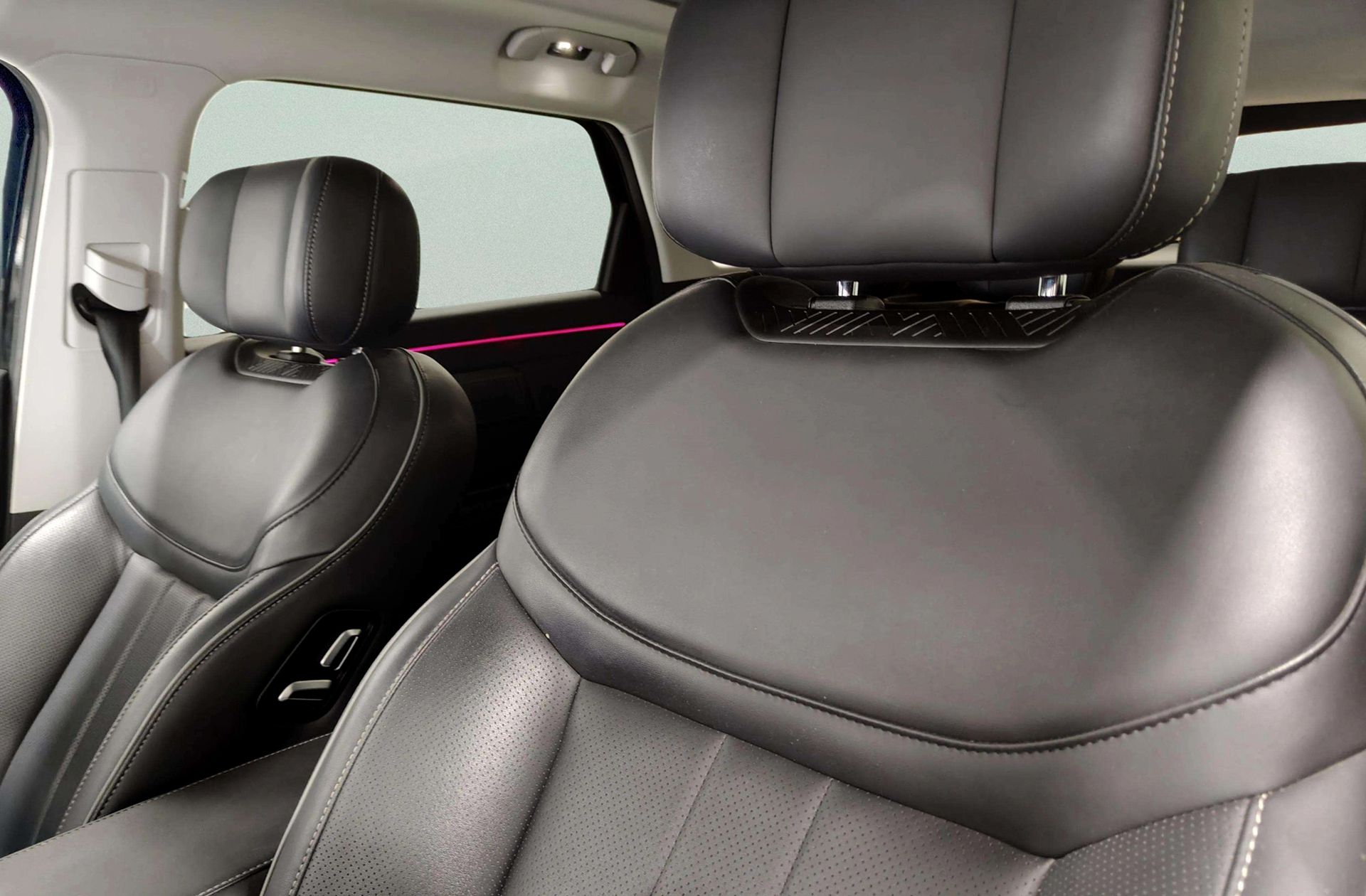 Jaecoo 7 1.6 T-GDi Exclusive AWD - foto 8