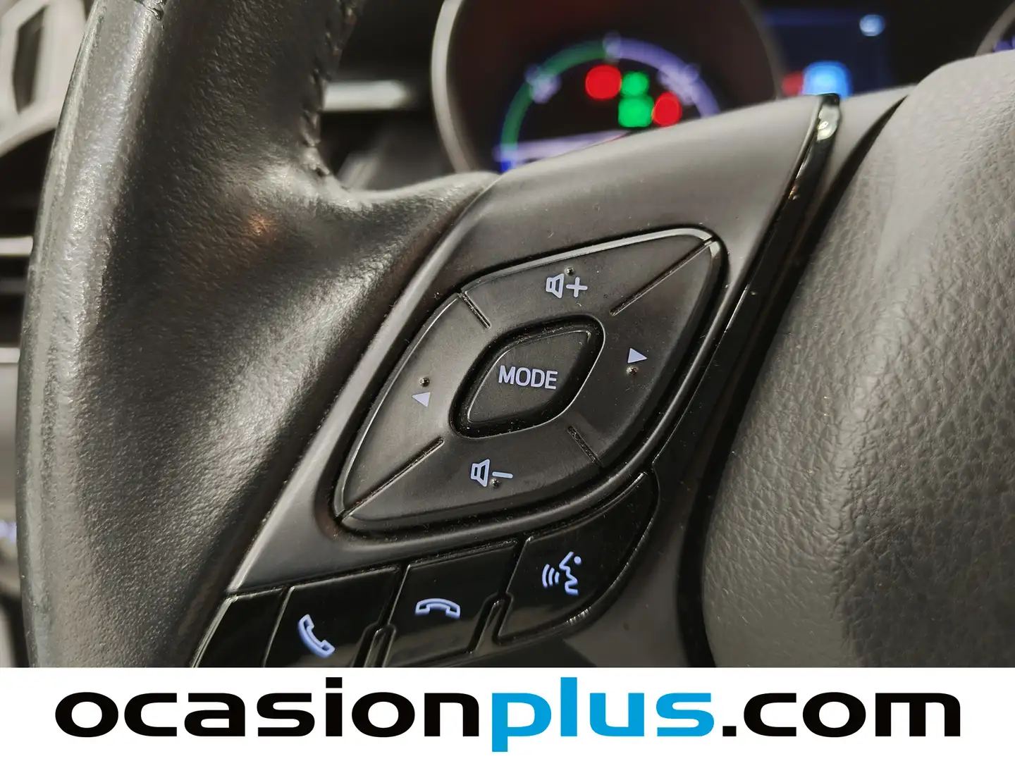 Foto Toyota C-HR Toyota C-HR 1.8 125H Advance (122 CV)