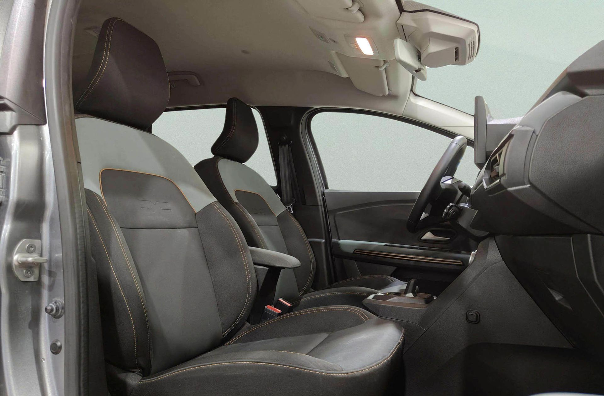 Dacia Jogger Extreme Hybrid 7 plazas - foto 20