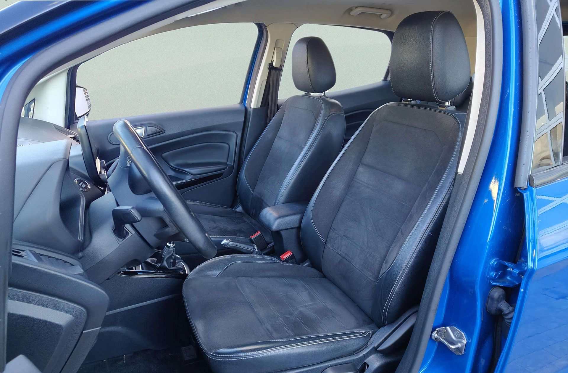 Ford EcoSport 1.0 EcoBoost ST Line - foto 12