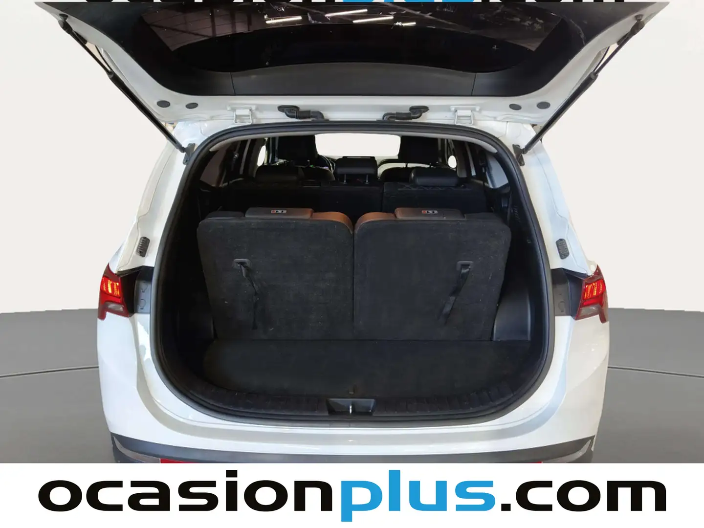 Foto Hyundai Santa Fe Hyundai Santa Fe 1.6 TGDi HEV Maxx 4x2 Auto (230 CV) 7 Plazas