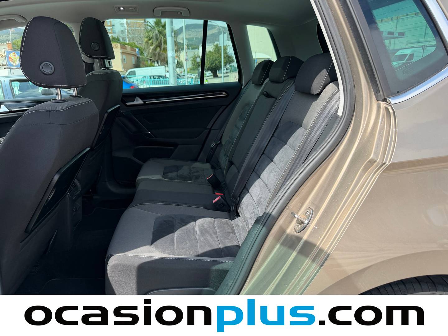 Foto asientos traseros Volkswagen Golf Sportsvan Volkswagen Golf Sportsvan Sport 2.0 TDI CR BMT (150 CV) DSG