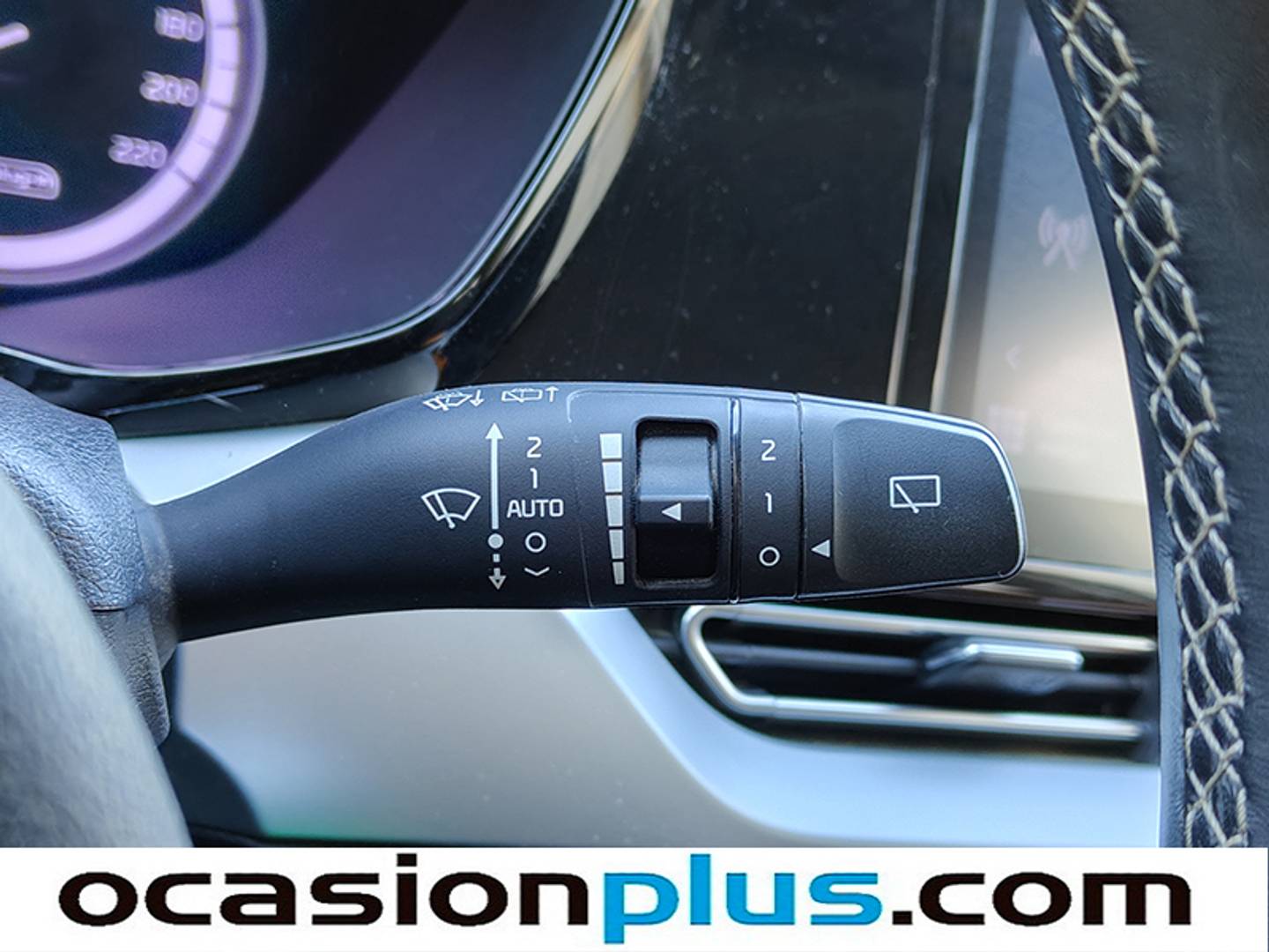 Foto KIA Niro Kia Niro 1.6 GDi PHEV Híbrido Concept (141 CV)