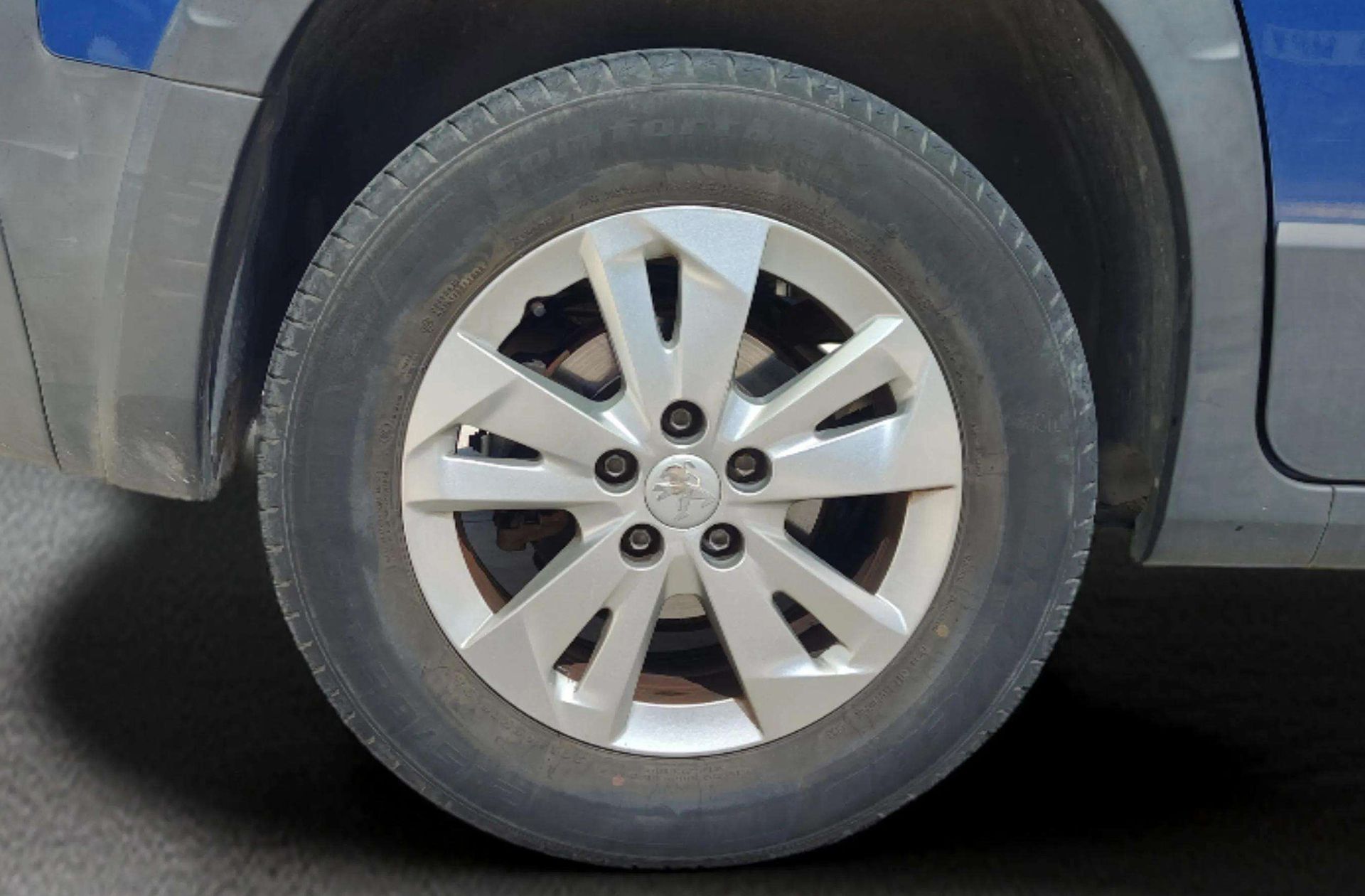 Peugeot Rifter BlueHDi 100 Allure Standard - foto 31