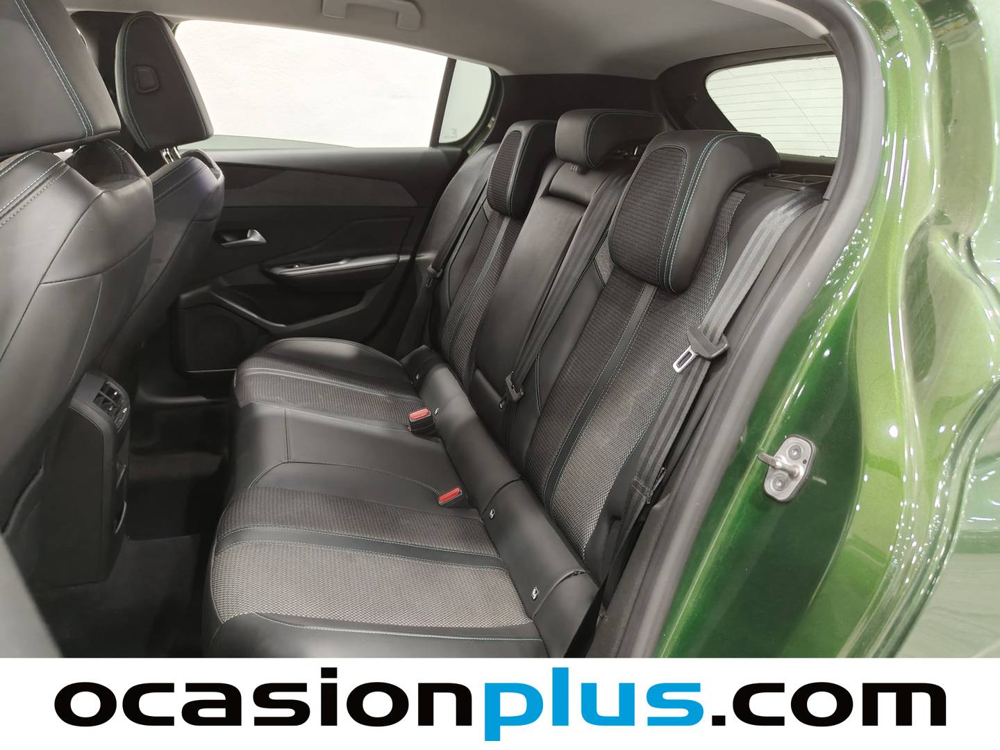 Foto Peugeot 308 Peugeot 308 PureTech 130 S&S Allure Pack EAT8 (130 CV)