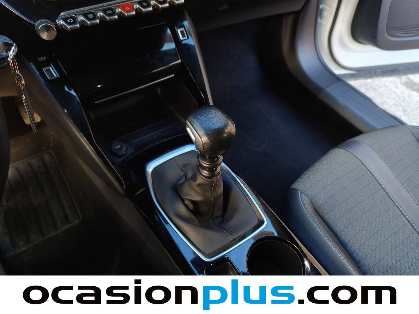 Foto Peugeot 2008 Peugeot 2008 PureTech 100 S&S Allure (100 CV)