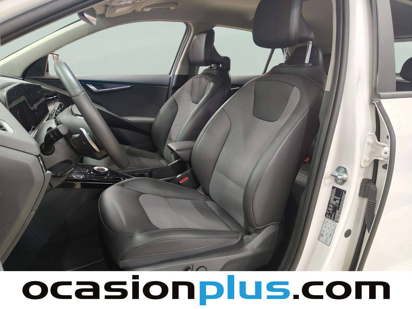 Foto KIA Niro Kia Niro 1.6 GDi HEV Drive (129 CV)