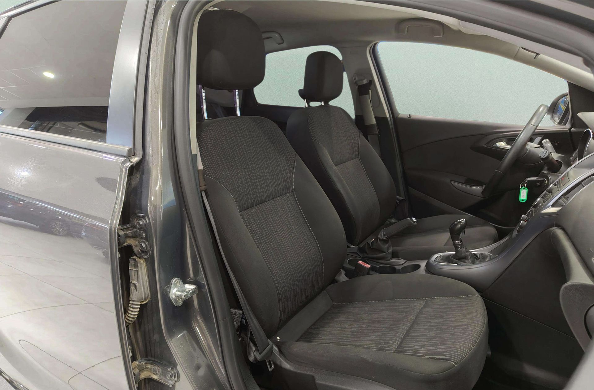 Opel Astra 1.6 CDTi Business - foto 13