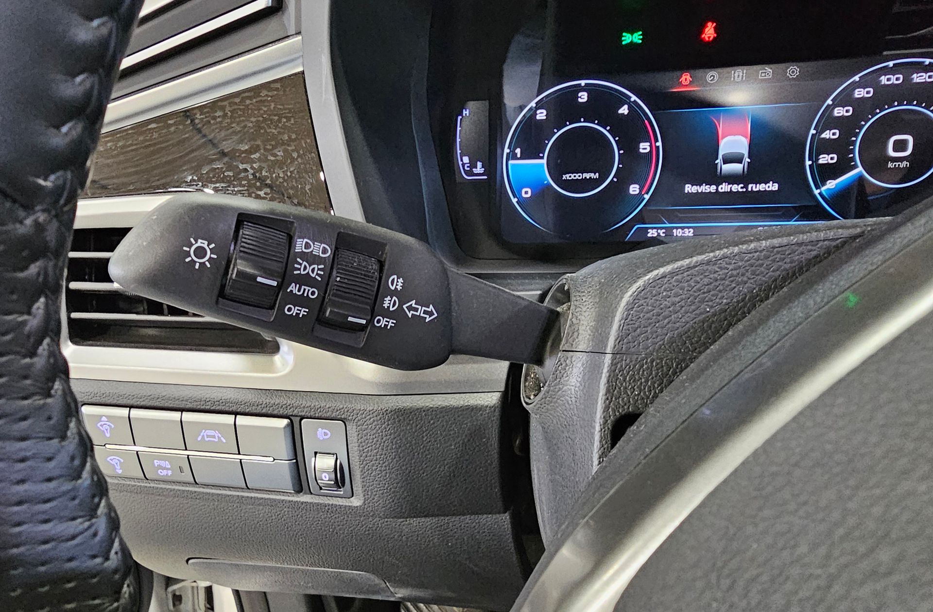 SsangYong Korando D16T Limited - foto 28