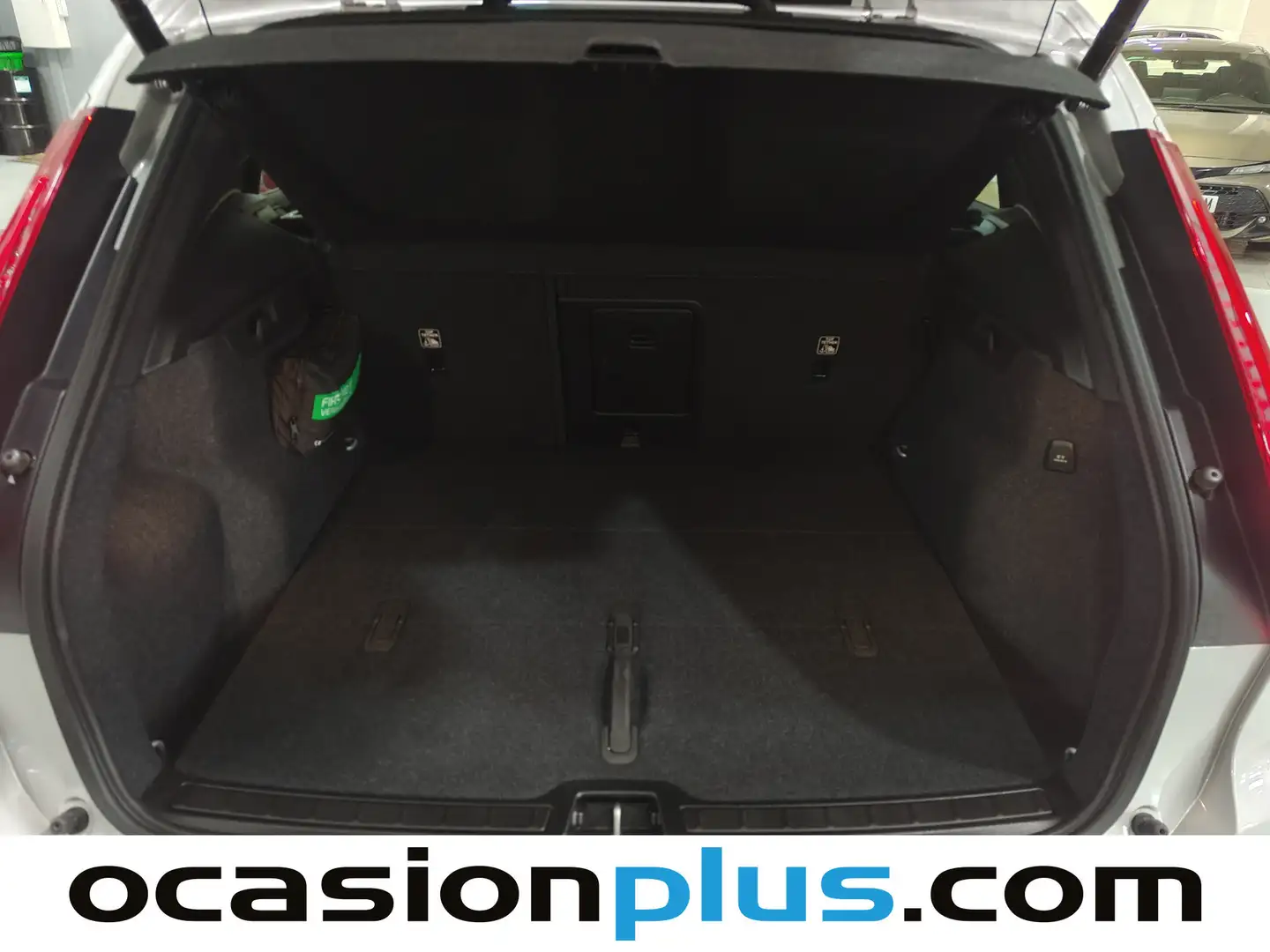 Foto Volvo XC40 Volvo XC40 T2 Core Auto (129 CV)