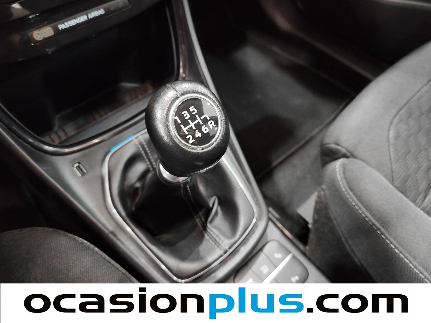 Ford Puma Ford Puma 1.0 EcoBoost MHEV Titanium Design (125 CV) de segunda mano