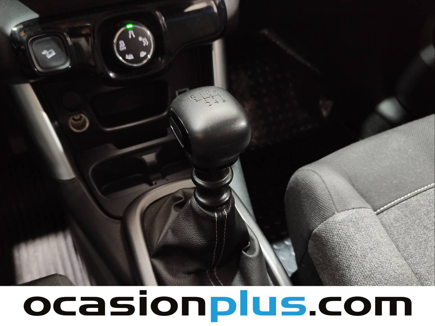 Citroën C3 Aircross Citroën C3 Aircross PureTech 130 S&S Rip Curl (131 CV) de ocasión