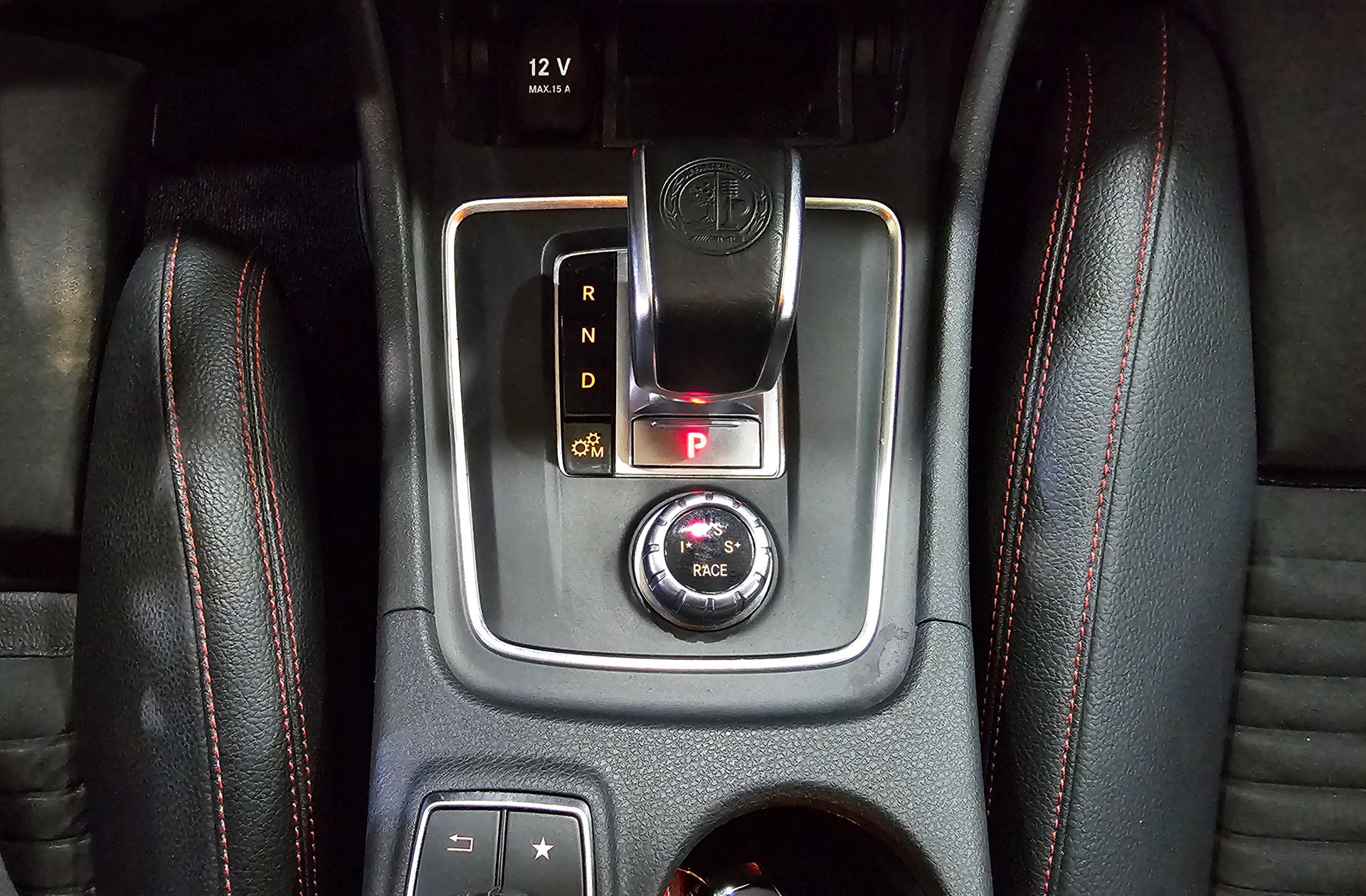 Mercedes-Benz GLA AMG 45 4Matic - foto 6
