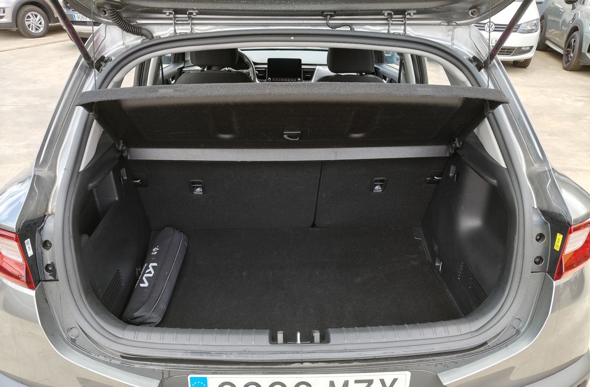 Kia Stonic 1.0 T-GDi MHEV Concept - foto 14