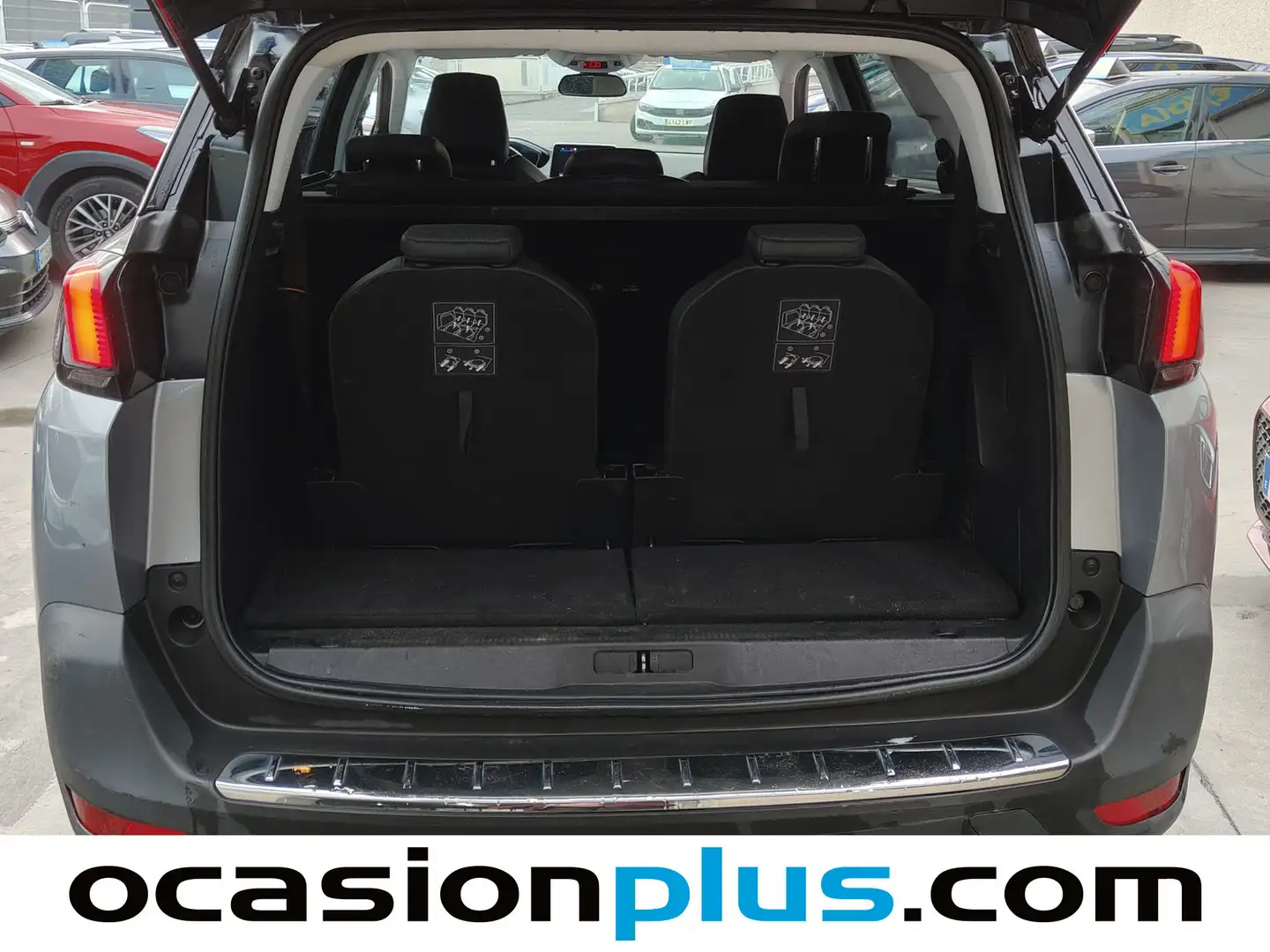 Foto Peugeot 5008 Peugeot 5008 BlueHDi 130 S&S Allure (130 CV) 7 plazas