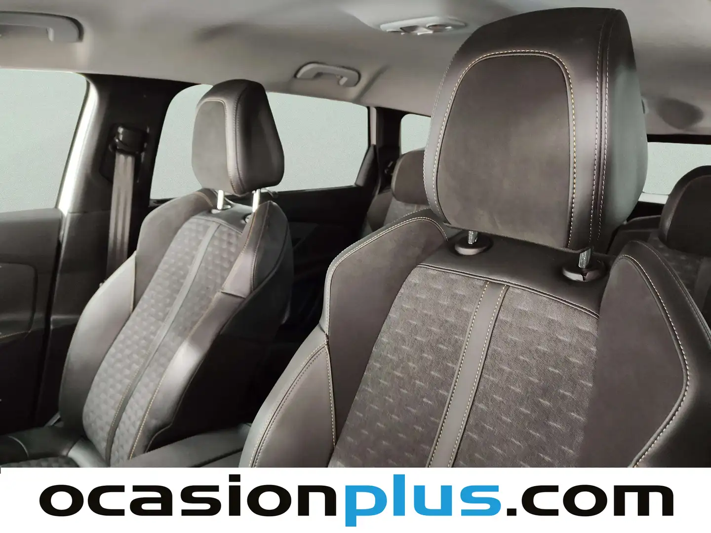 Foto Peugeot 5008 Peugeot 5008 BlueHDi 130 S&S Roadtrip EAT8 (130 CV) 7 Plazas