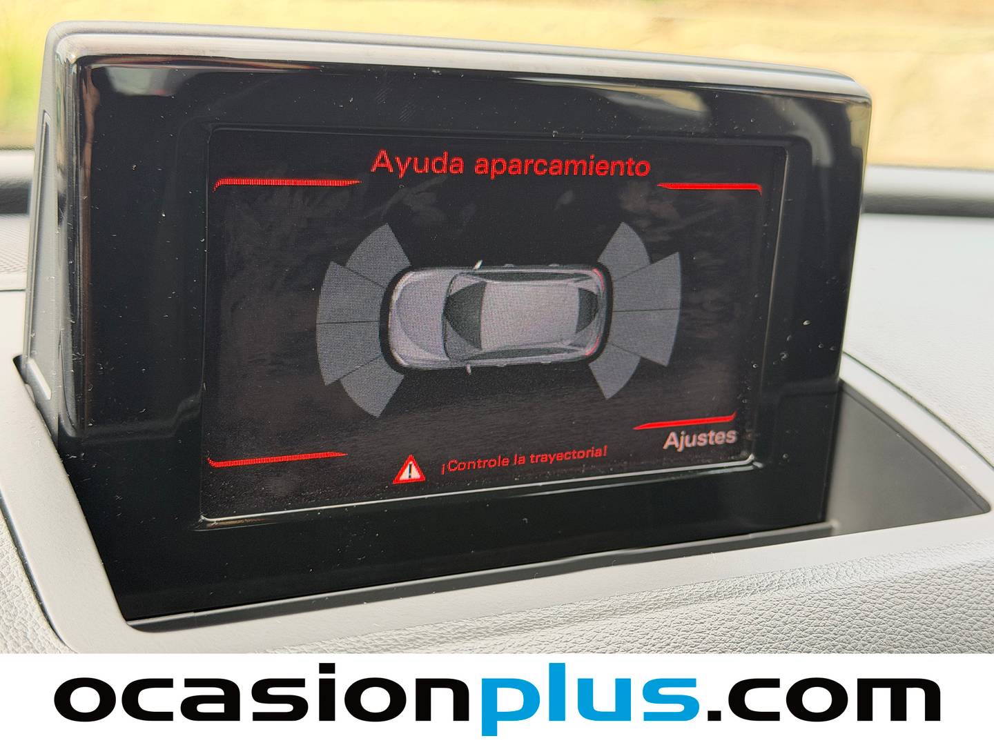 Equipamiento del Audi Q3 Audi Q3 Sport edition 1.4 TFSI (125 CV)
