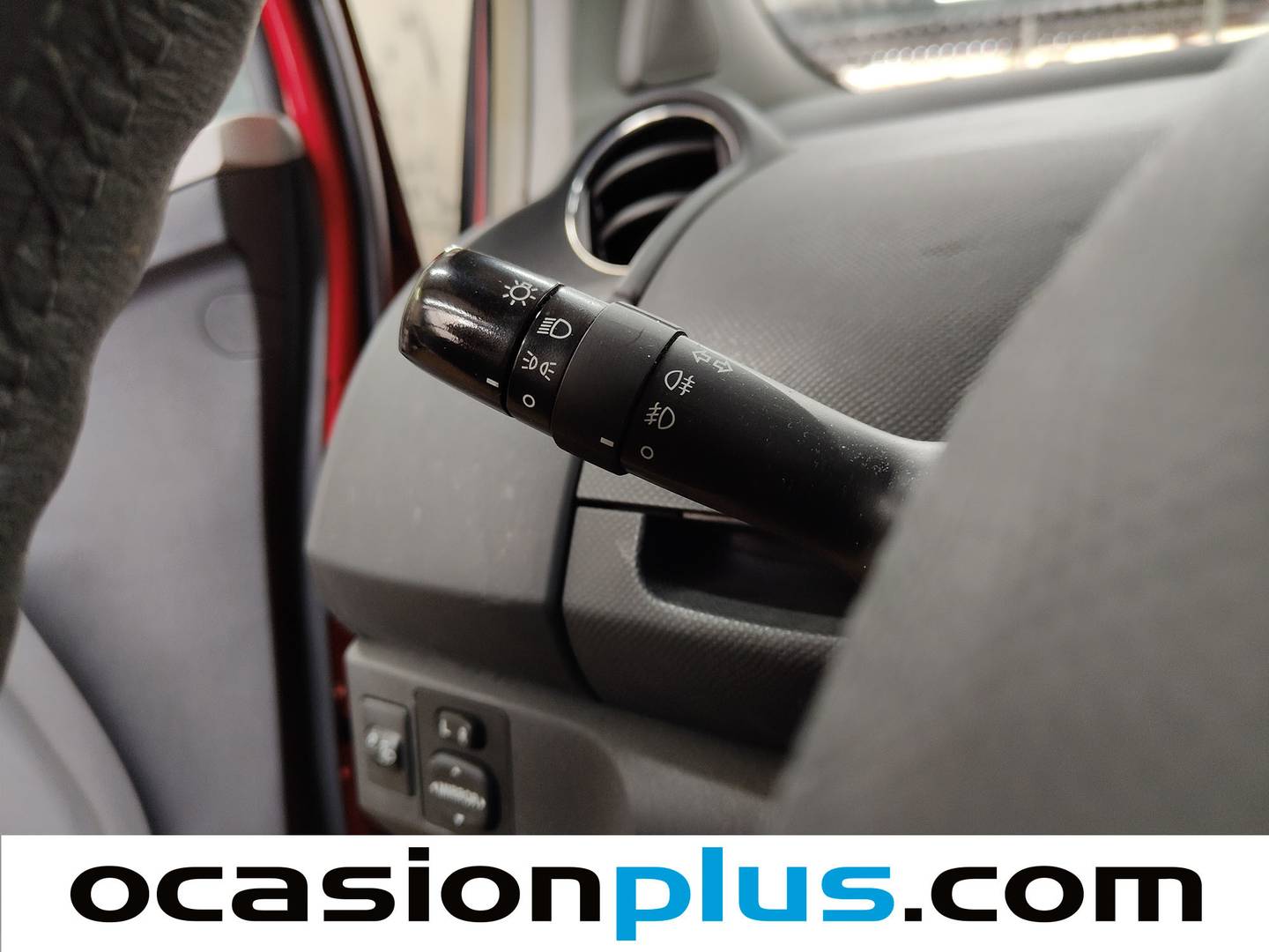 Equipamiento del Toyota Yaris Toyota Yaris 1.0 VVT-i TS (69 CV)