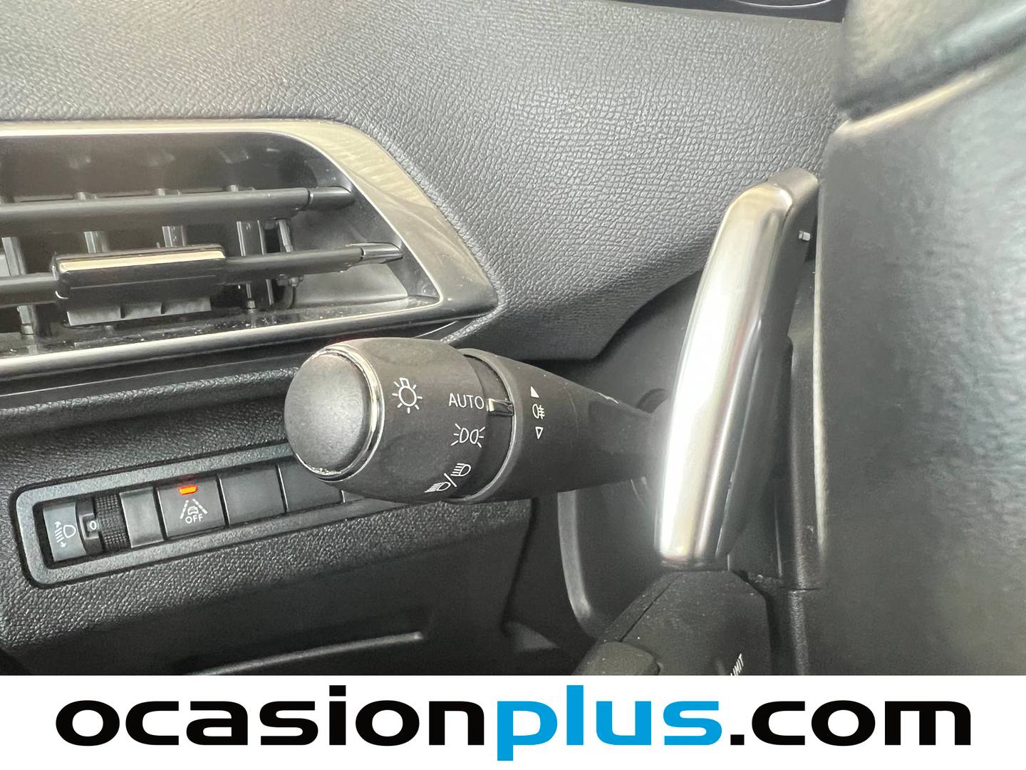 Foto Peugeot 3008 Peugeot 3008 BlueHDI 130 S&S Allure EAT8  (130 CV)