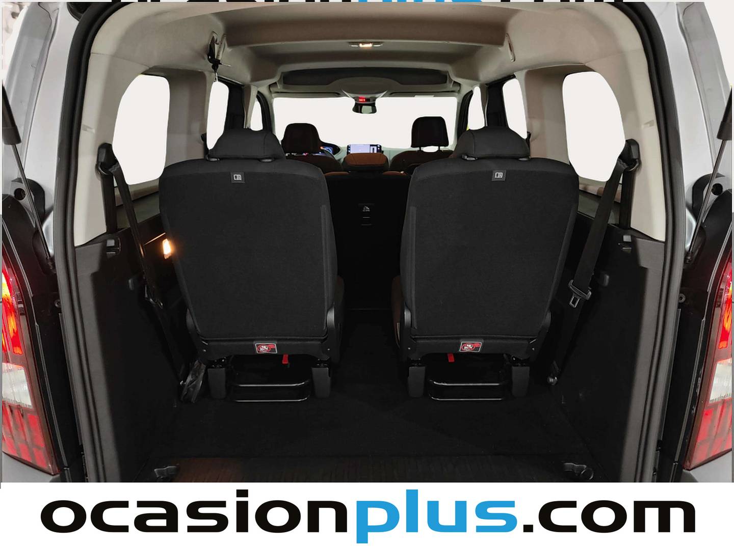 Foto Peugeot Rifter Peugeot Rifter BlueHDi 130 GT Long EAT8 (130 CV) 7 Plazas