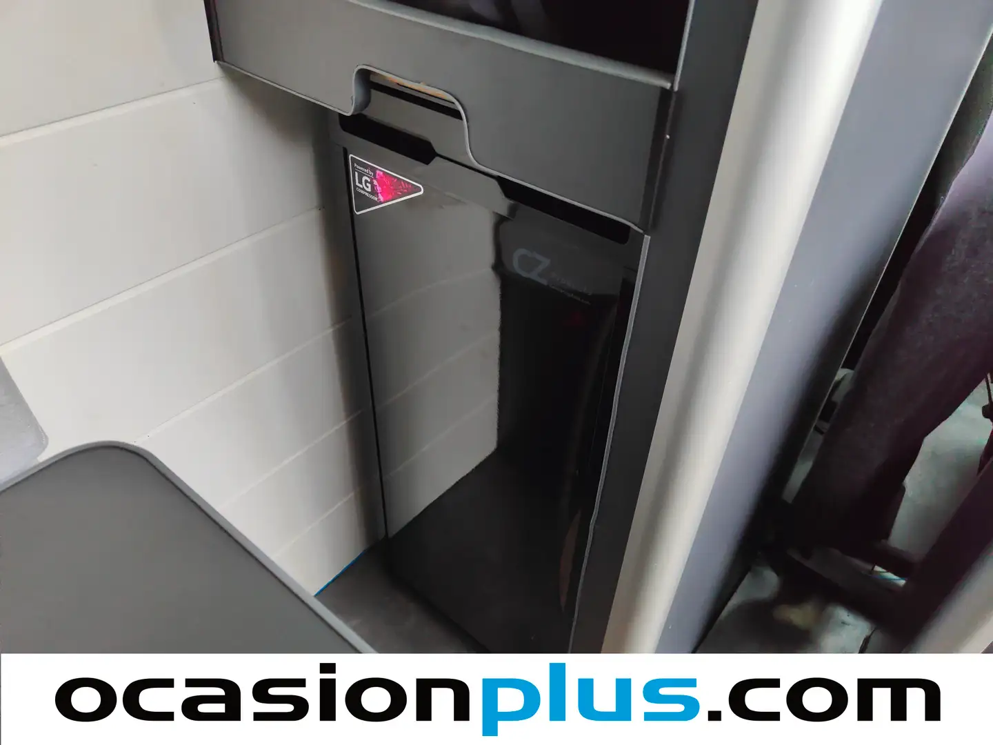 Foto Iveco Daily Iveco Daily 2.3 TD 35S 16 3520/H2 (156 CV) Camperizada