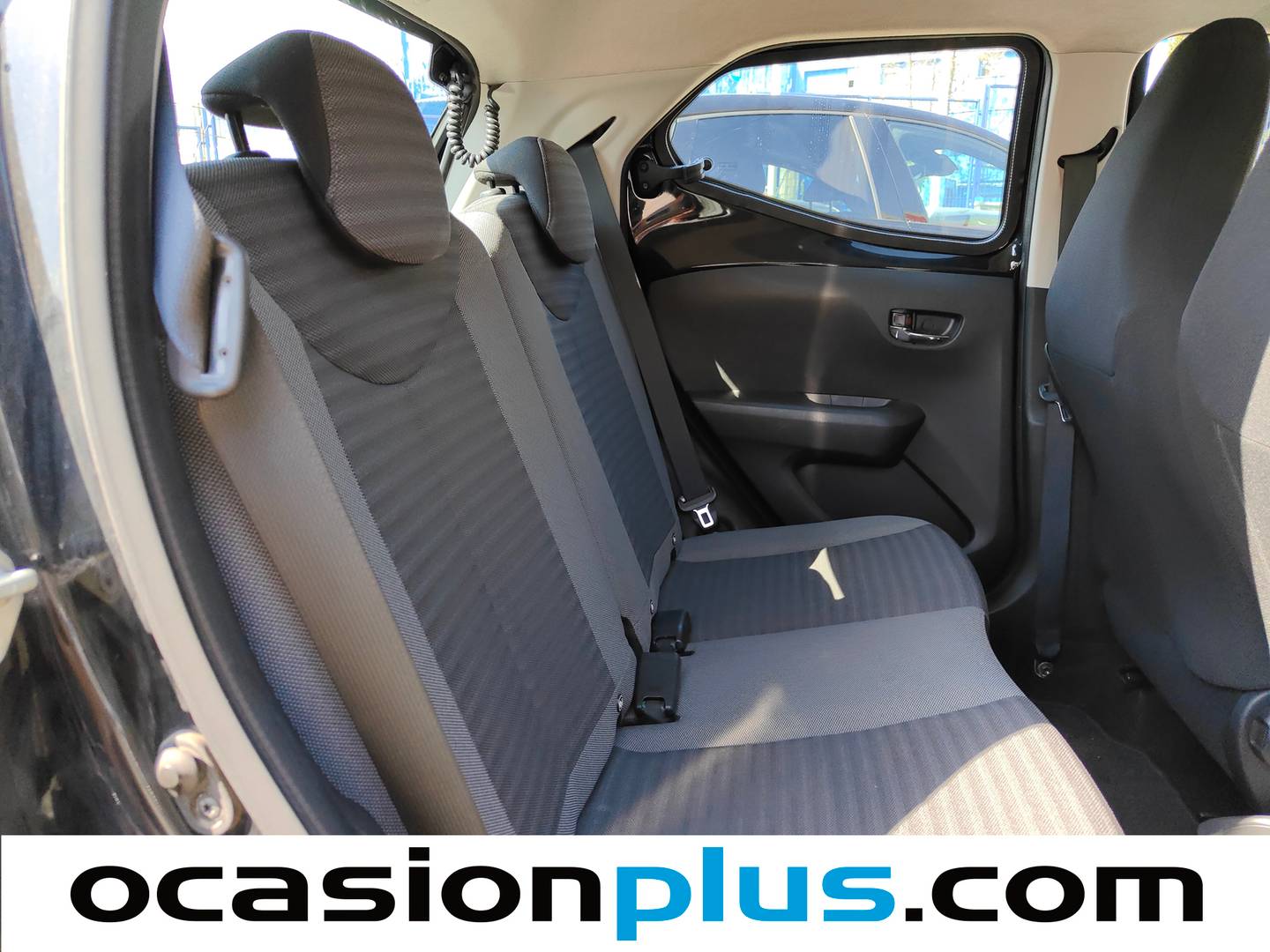 Toyota Aygo Toyota Aygo 1.0 70 X-Play (72 CV) al mejor precio