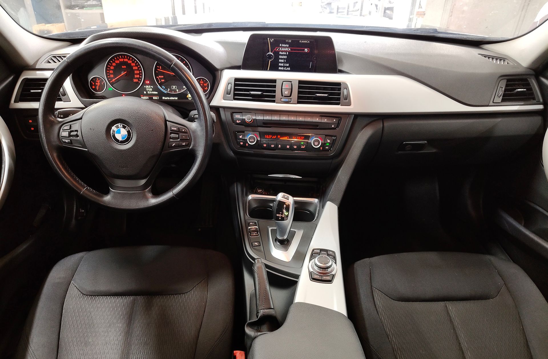 BMW Serie 3 320d - foto 6