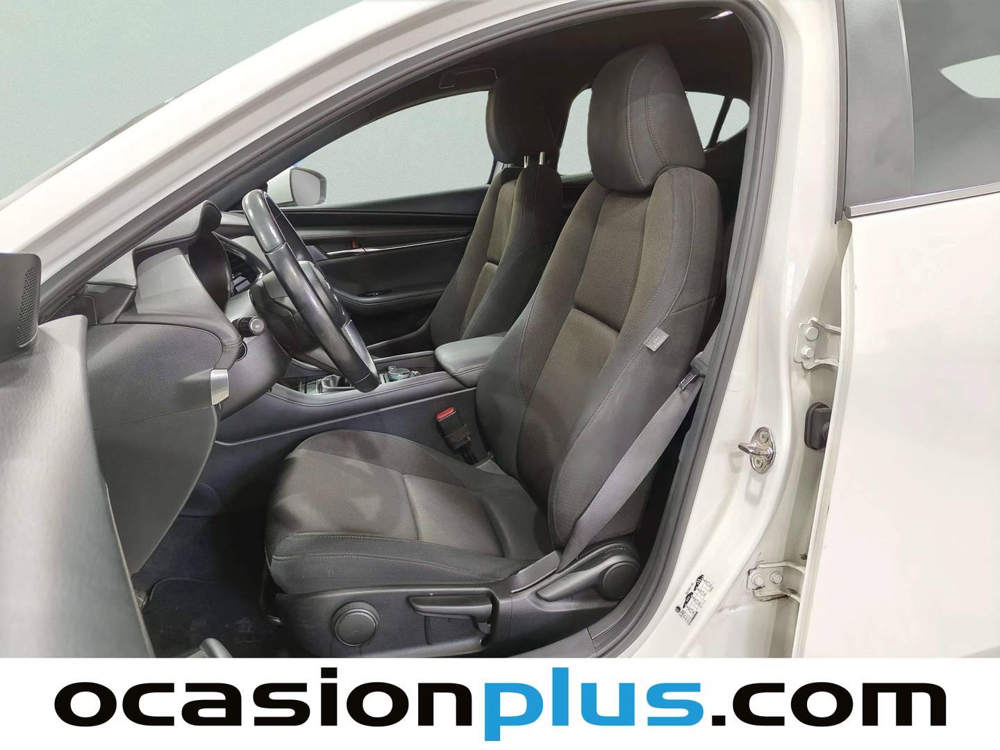 Foto asientos delanteros Mazda Mazda3 Mazda Mazda 3 1.8 SKYACTIV-D Evolution (116 CV)