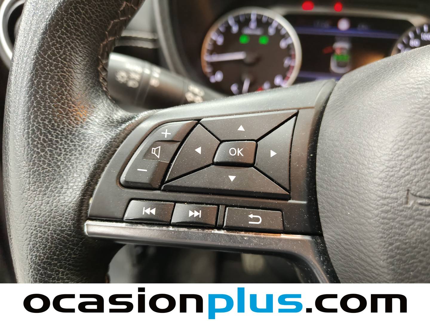 Foto Nissan JUKE Nissan Juke DIG-T N-Connecta 4x2 (114 CV)